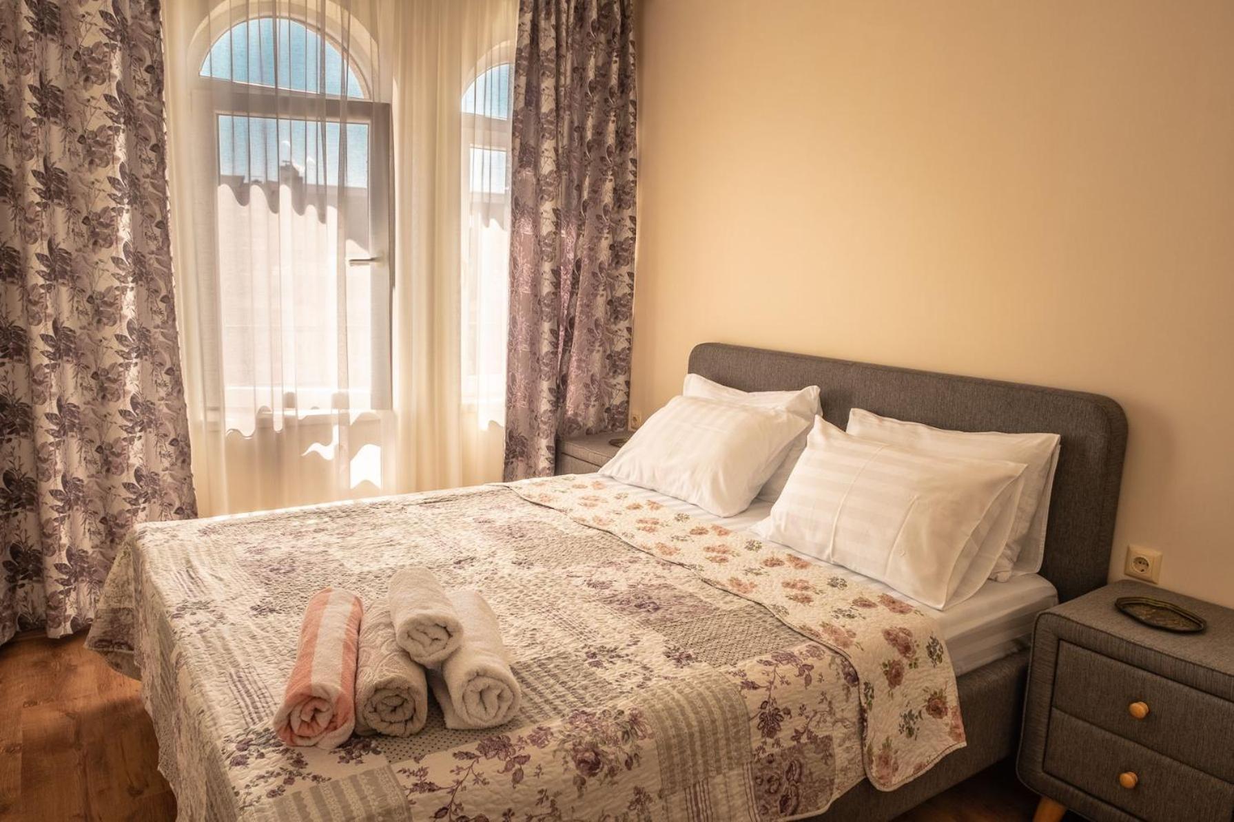 Melia lux apartment