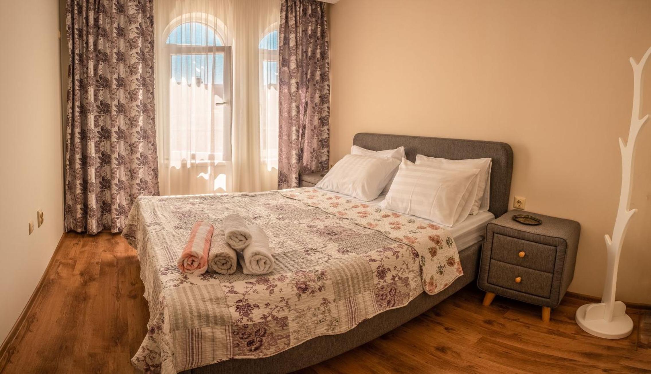 Melia lux apartment