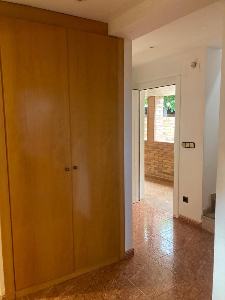 GRANDIOSO CHALET EN CASTELL DE POBLA MONTORNES