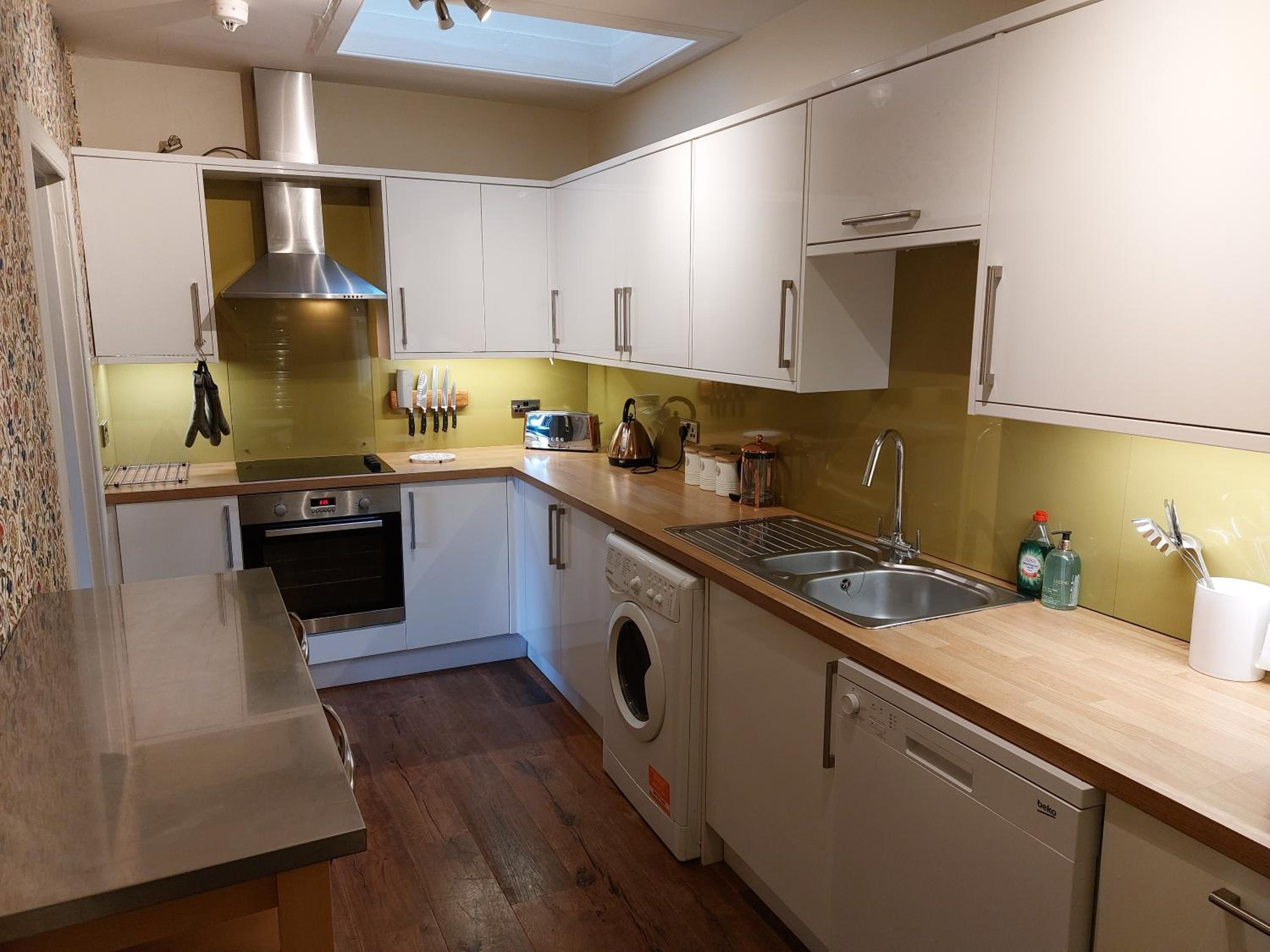 Stunning 5BR Royal Mile Penthouse