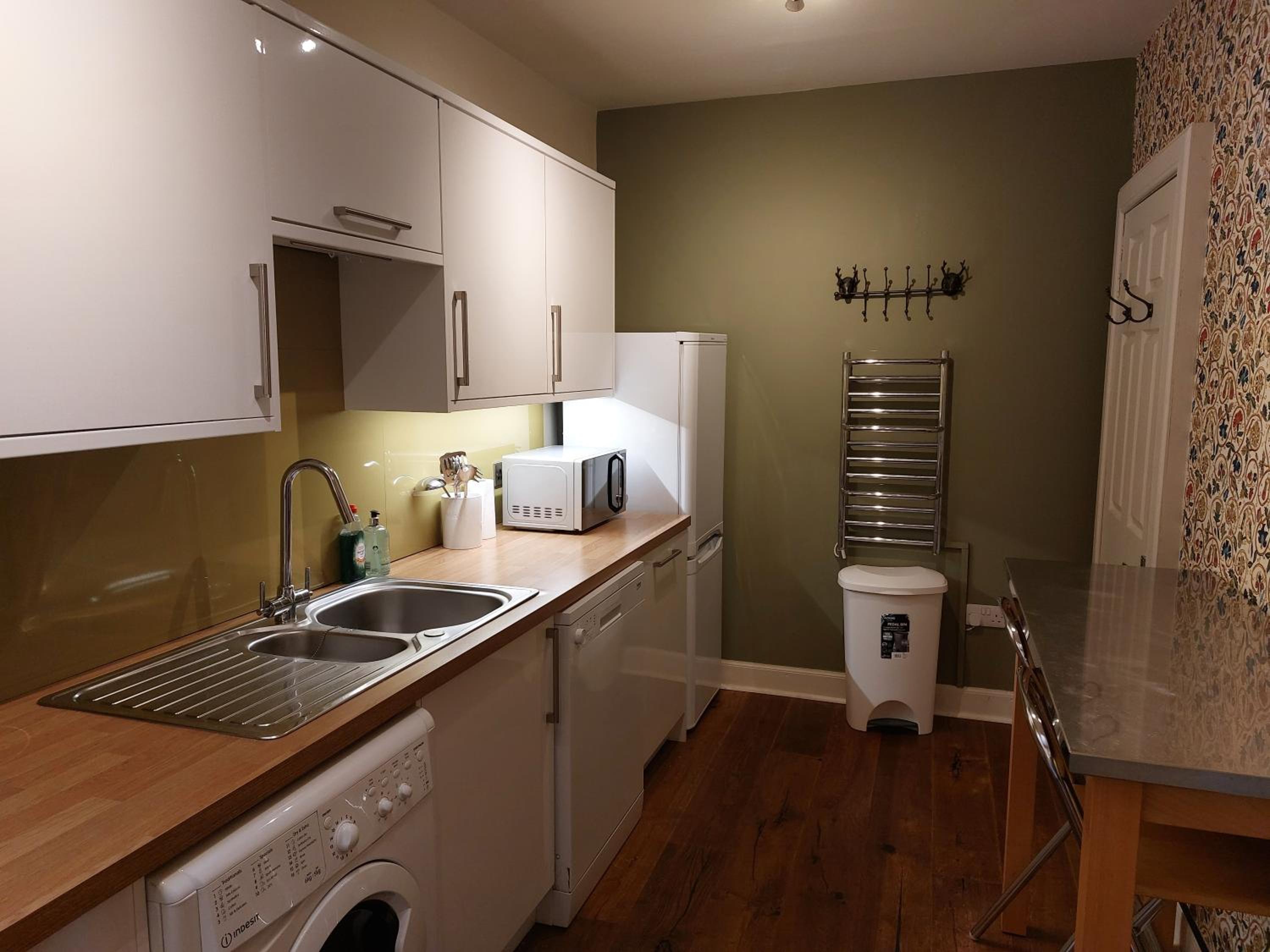 Stunning 5BR Royal Mile Penthouse