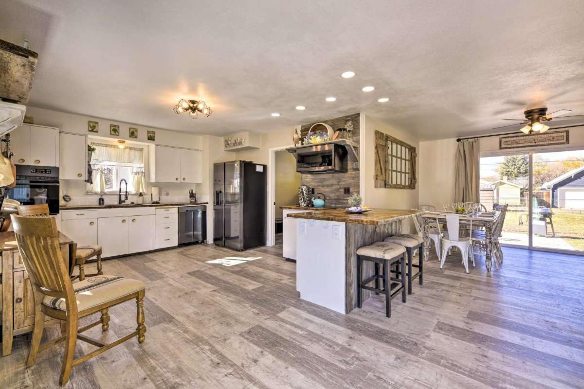 Stunning highly sought house w/ river access nearby