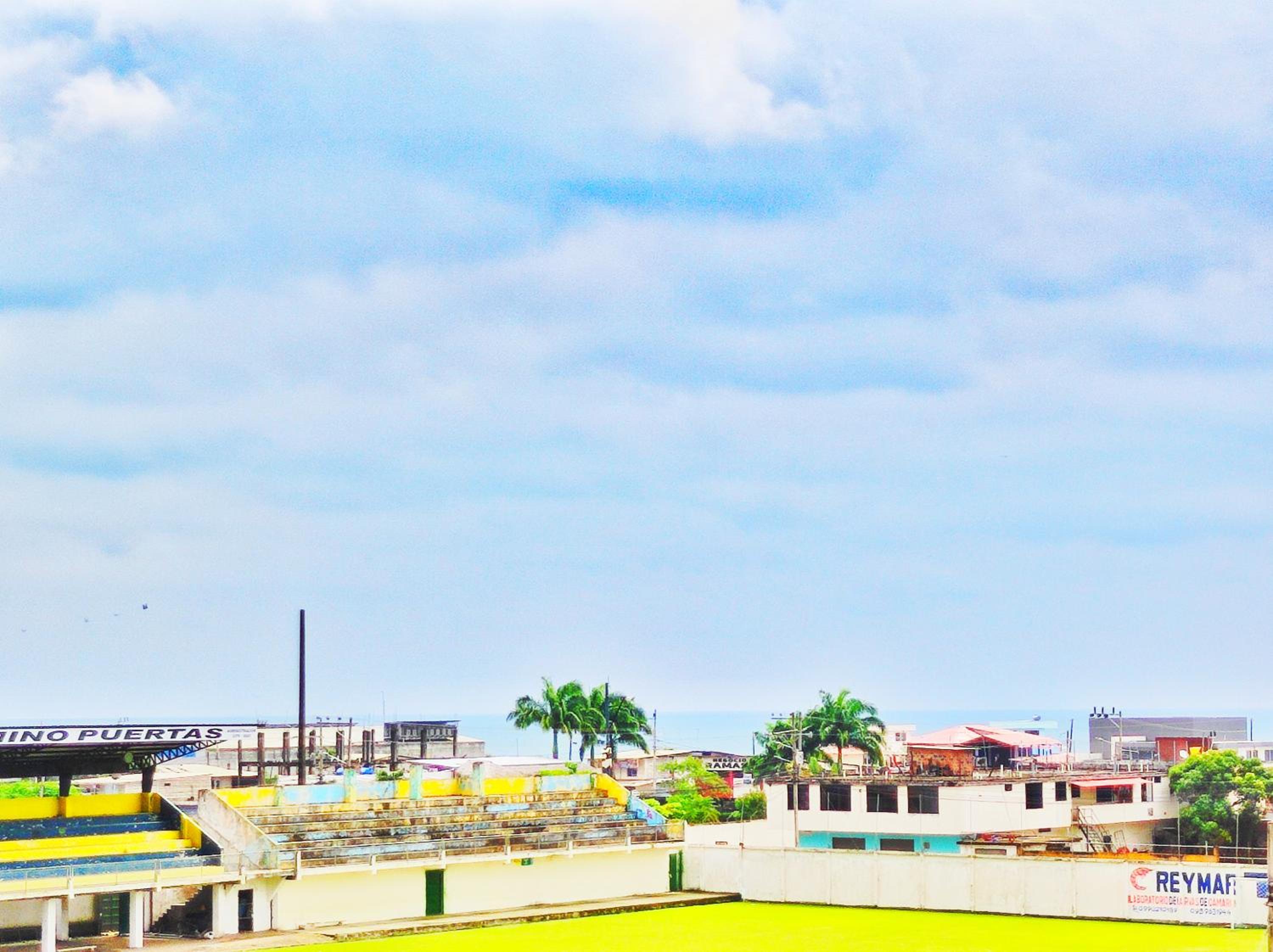HOTEL PLAYAS PERDERNALES ECUADOR