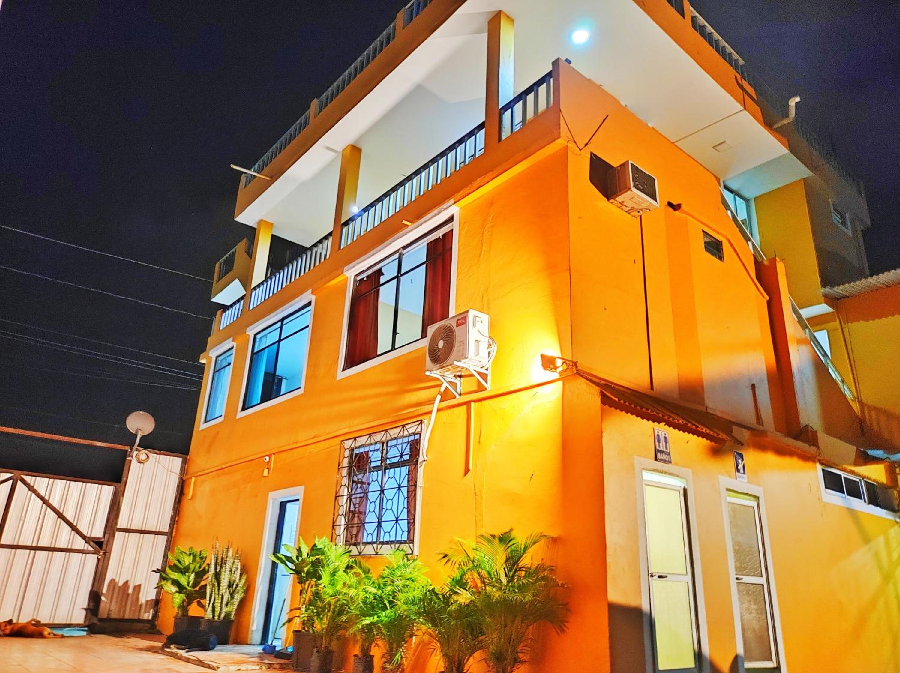 HOTEL PLAYAS PERDERNALES ECUADOR