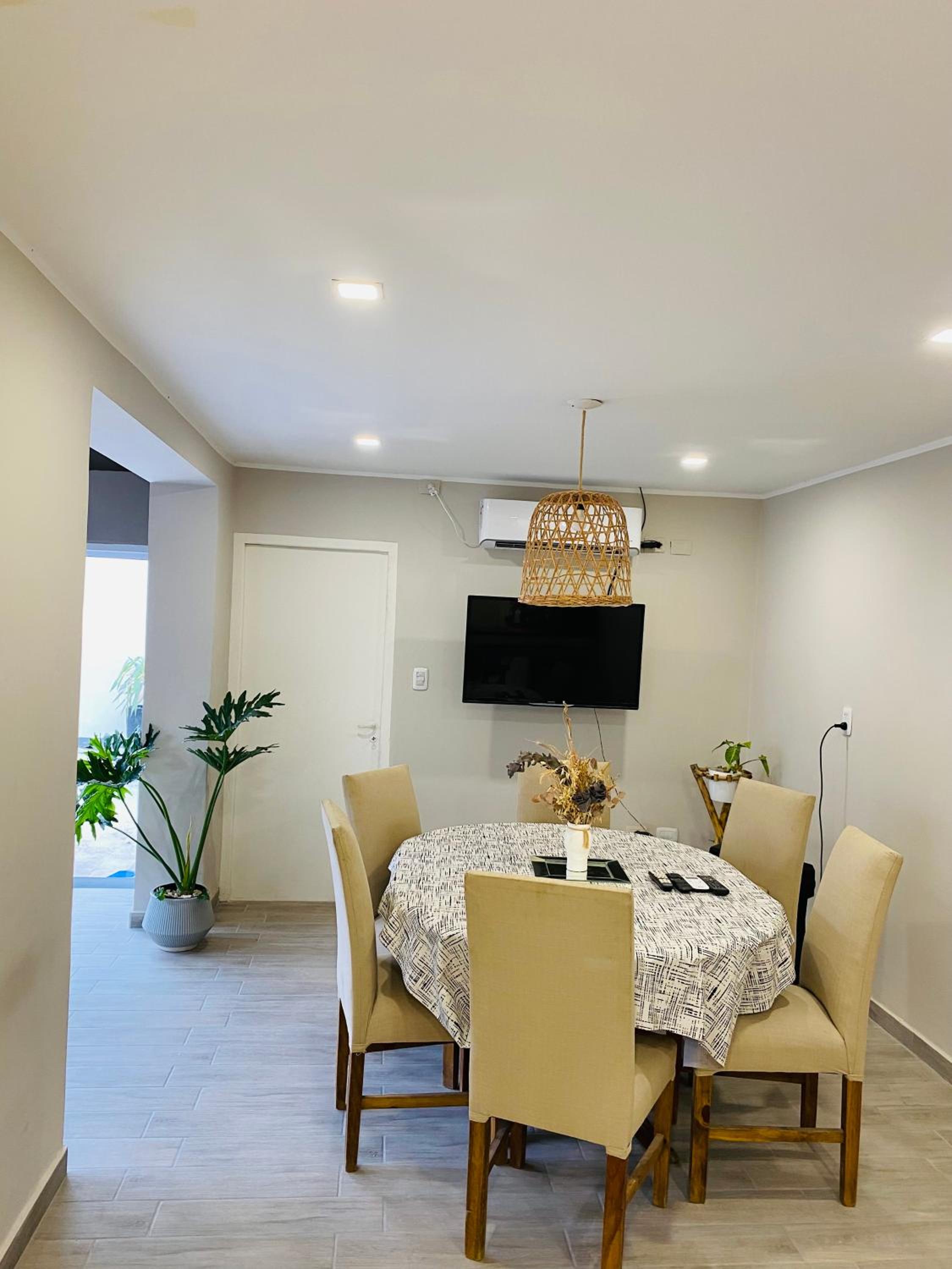 Casa amplia y funcional zona céntrica Punto Alquiler