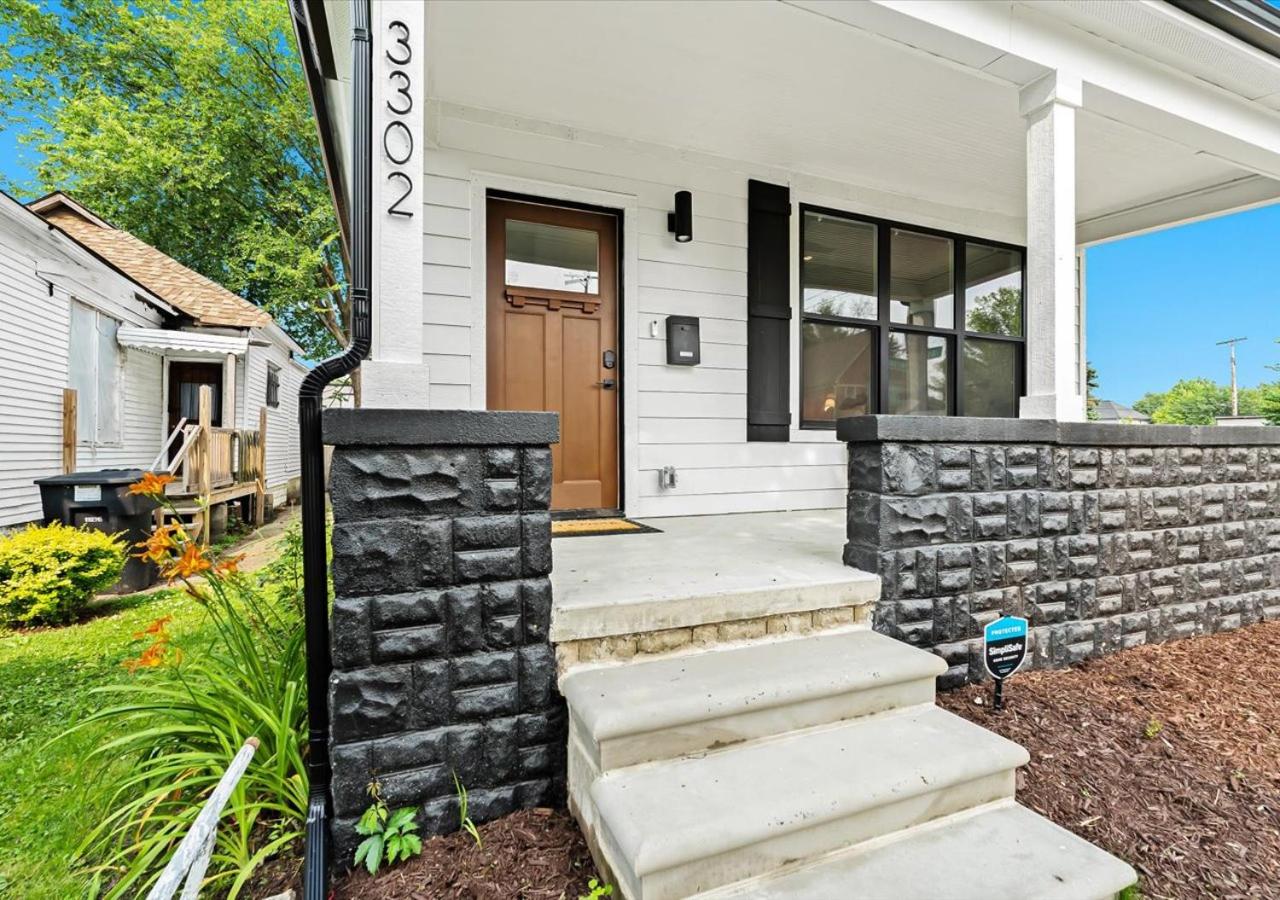 Aveline's Abode - N. Corktown view 5