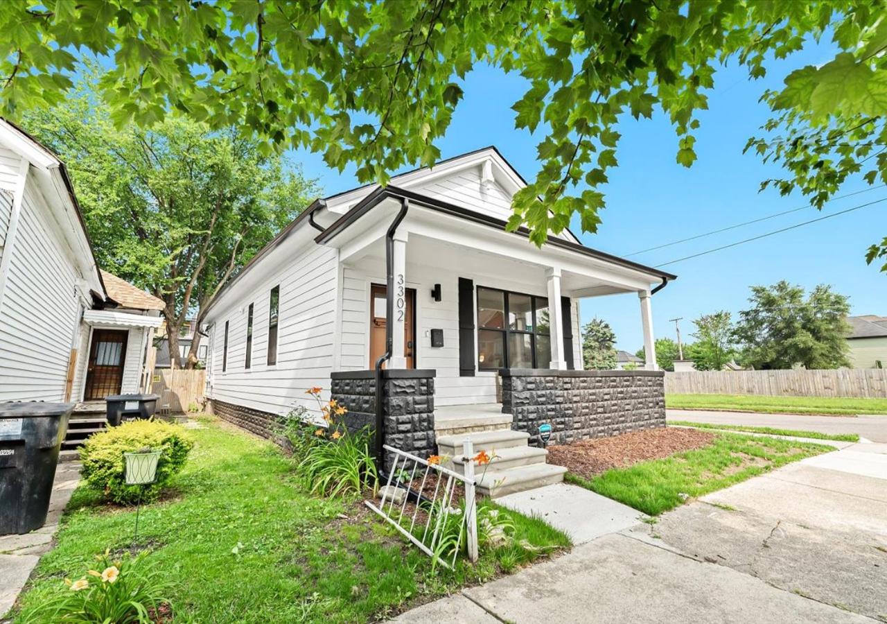 Aveline's Abode - N. Corktown view 4