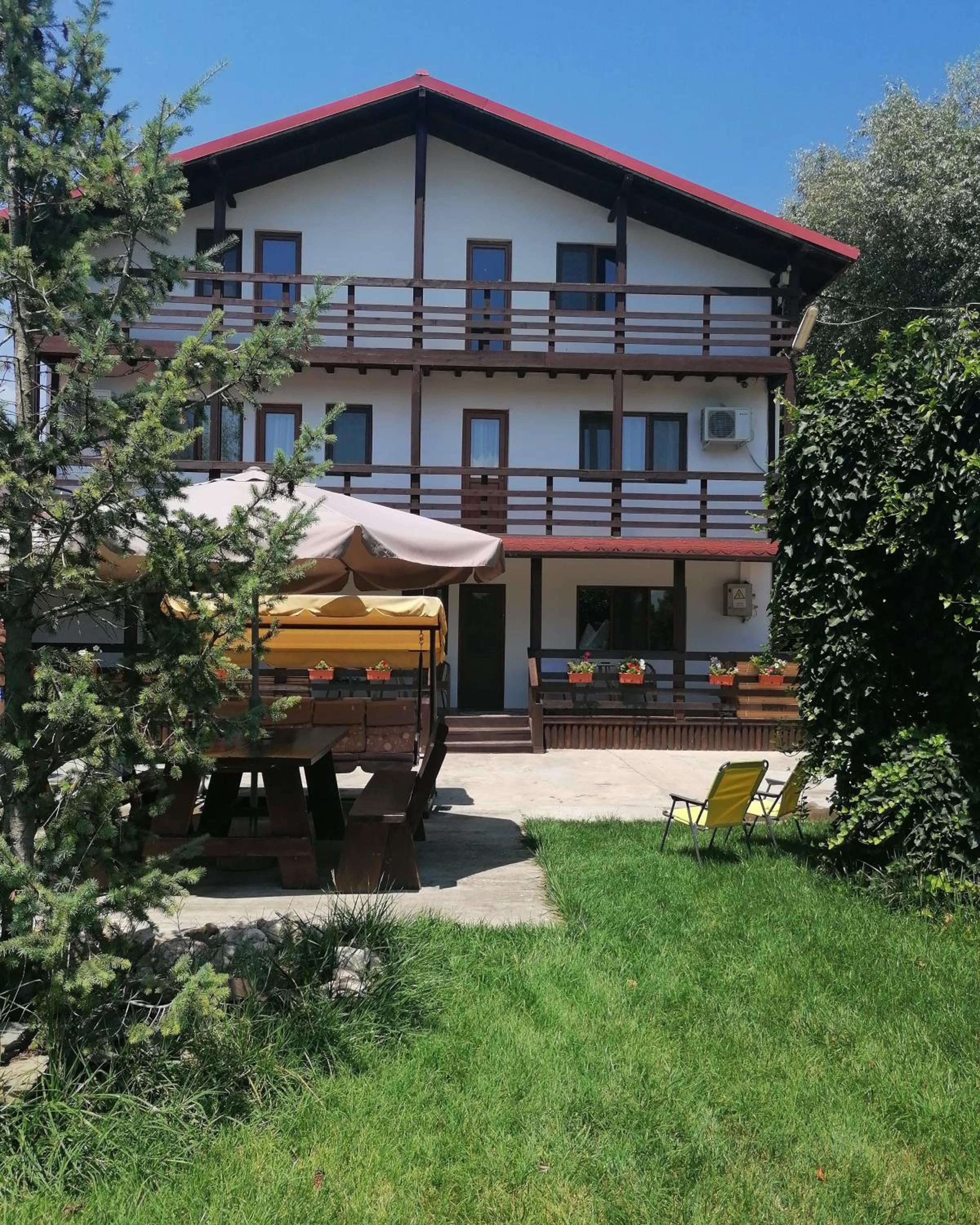 Casa Carp Calarasi view 4