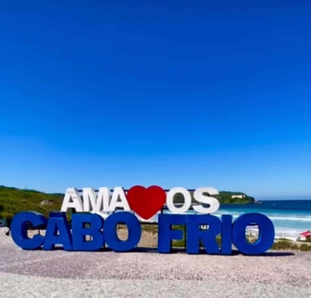 CABO FRIO PRAIA DO FORTE Lindo apt 03qt 300m da praia