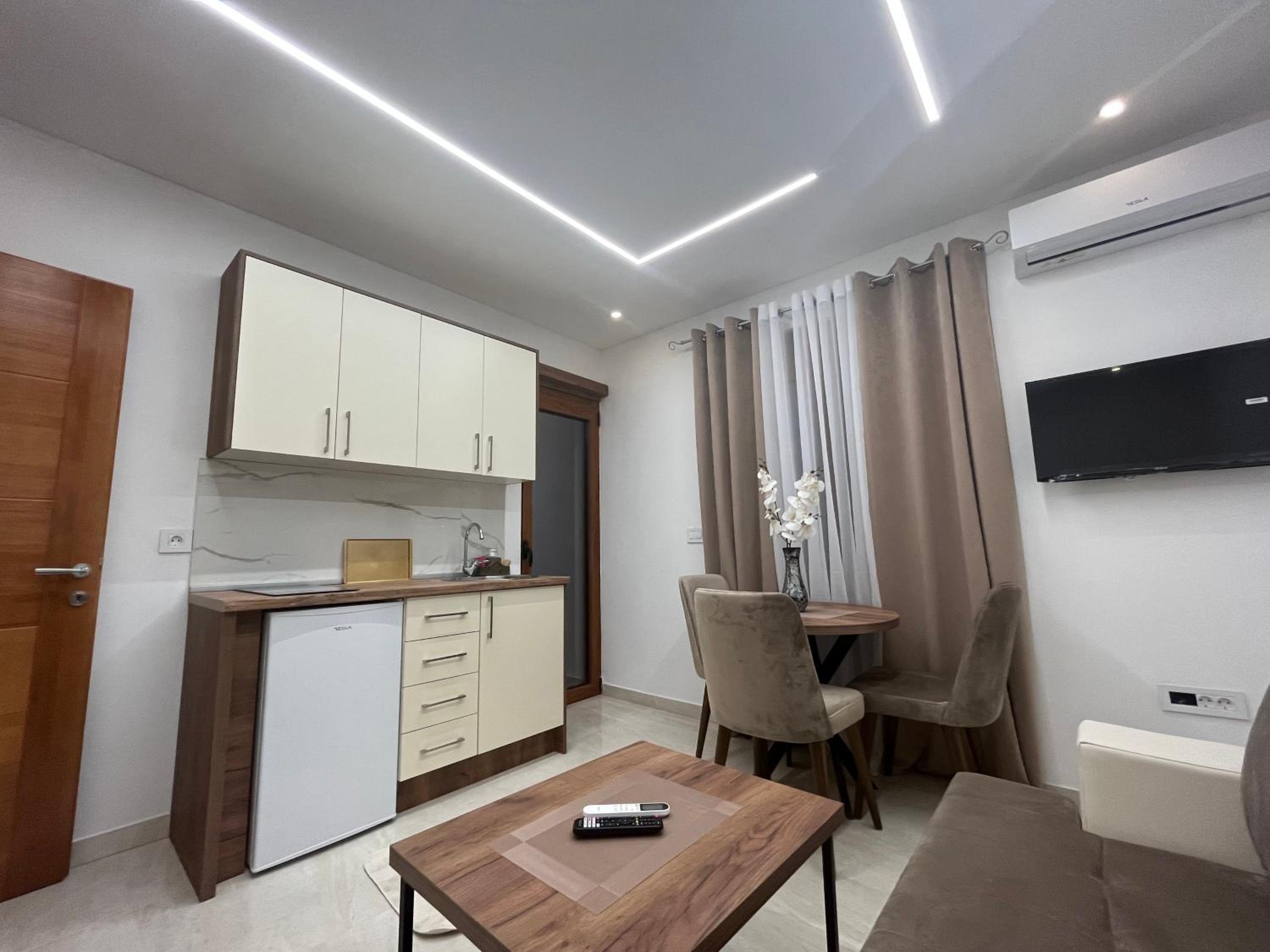 Arbneshi Apartments view 5