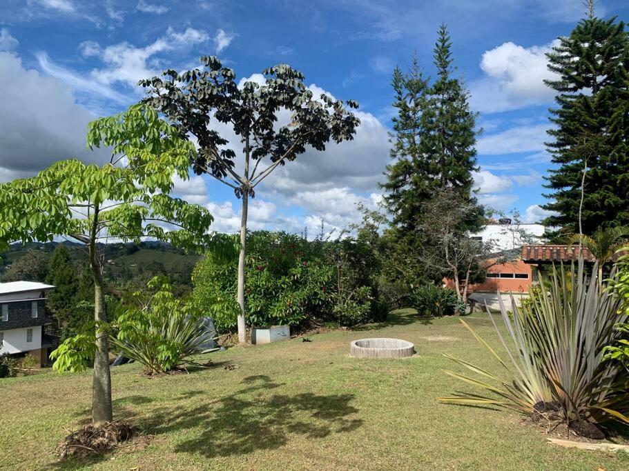 Hermosa casa de campo en ambiente tranquilo.