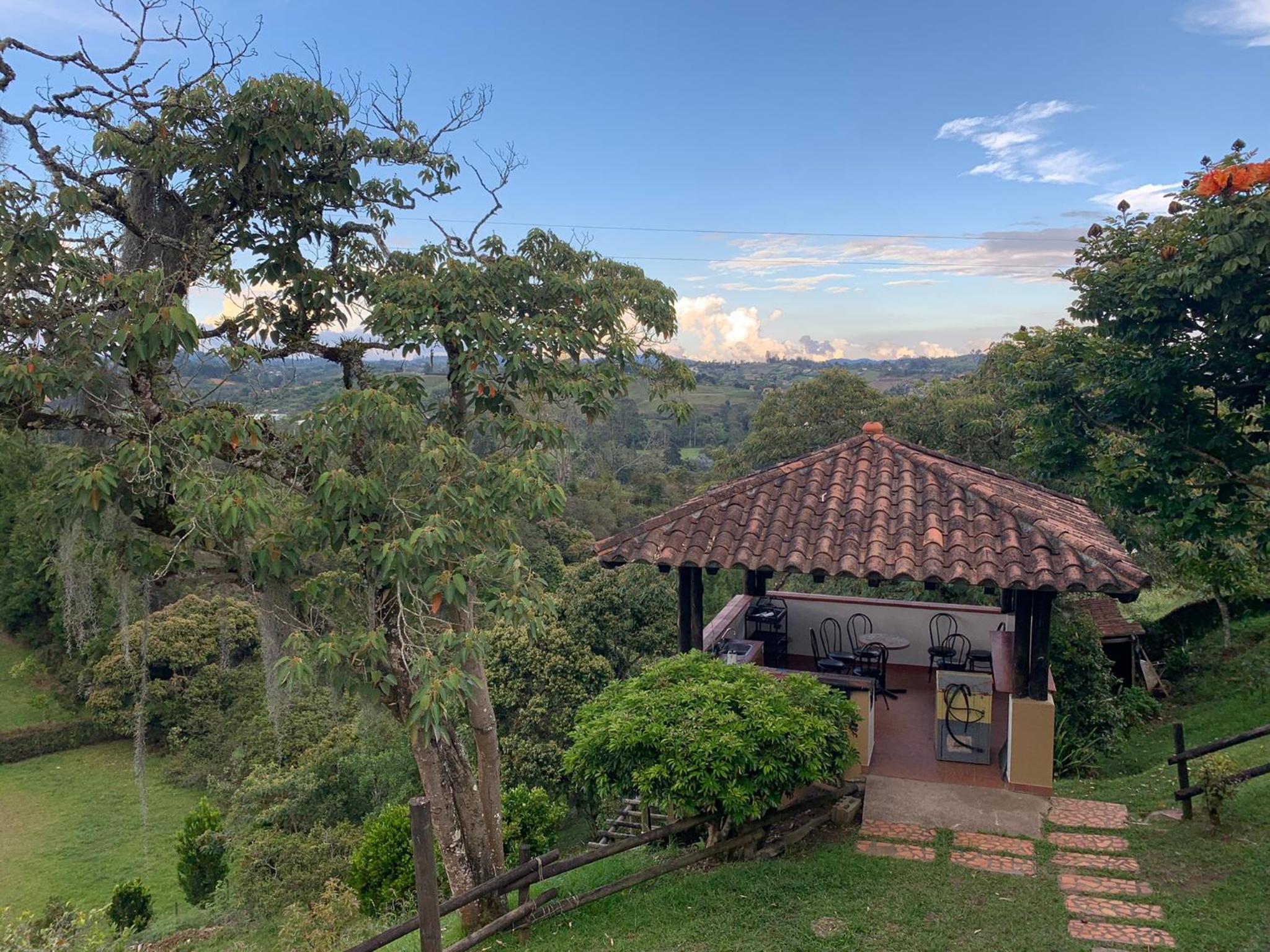 Hermosa casa de campo en ambiente tranquilo.