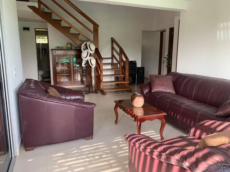 Hermosa casa de campo en ambiente tranquilo.