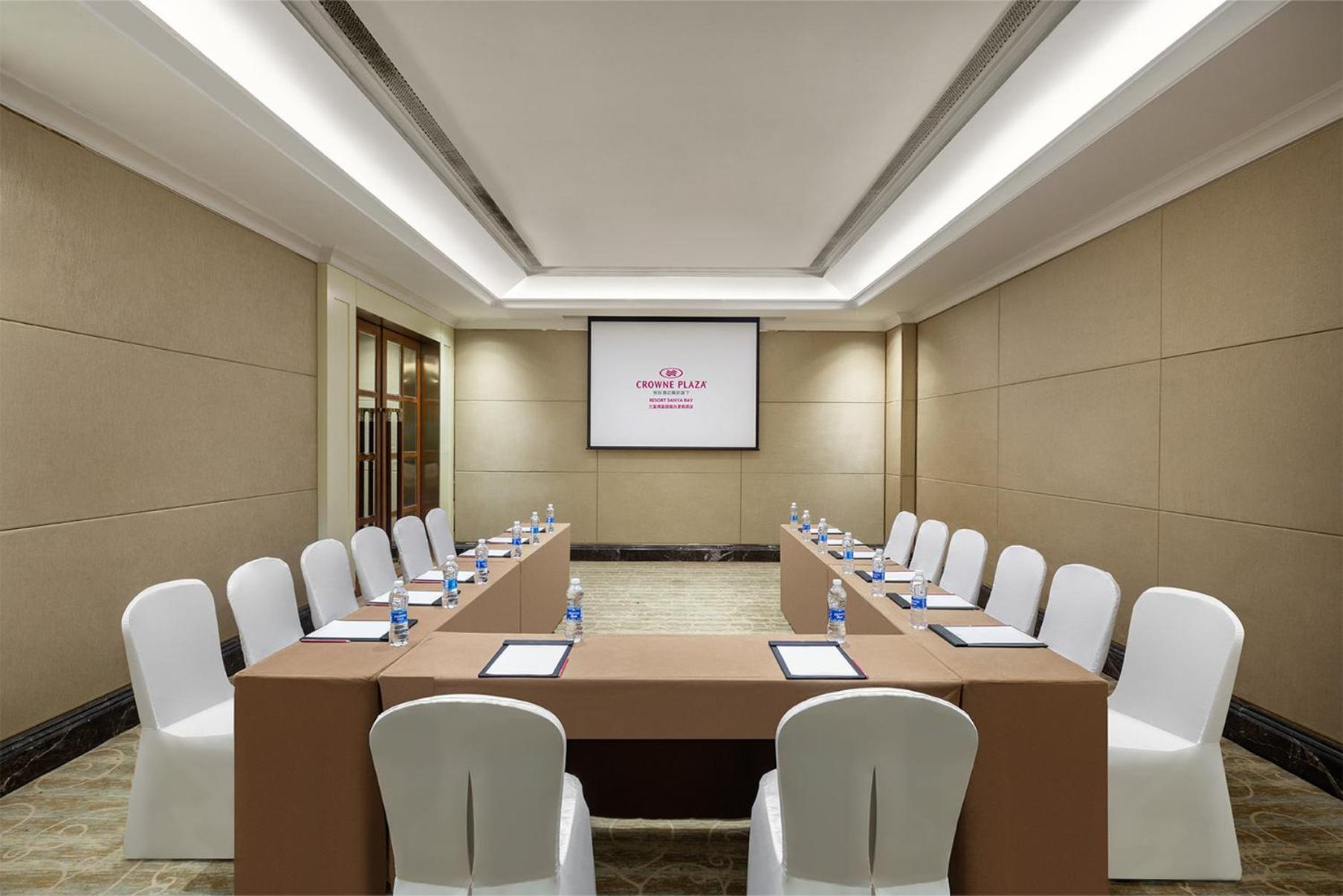 Crowne Plaza Resort Sanya Bay by IHG