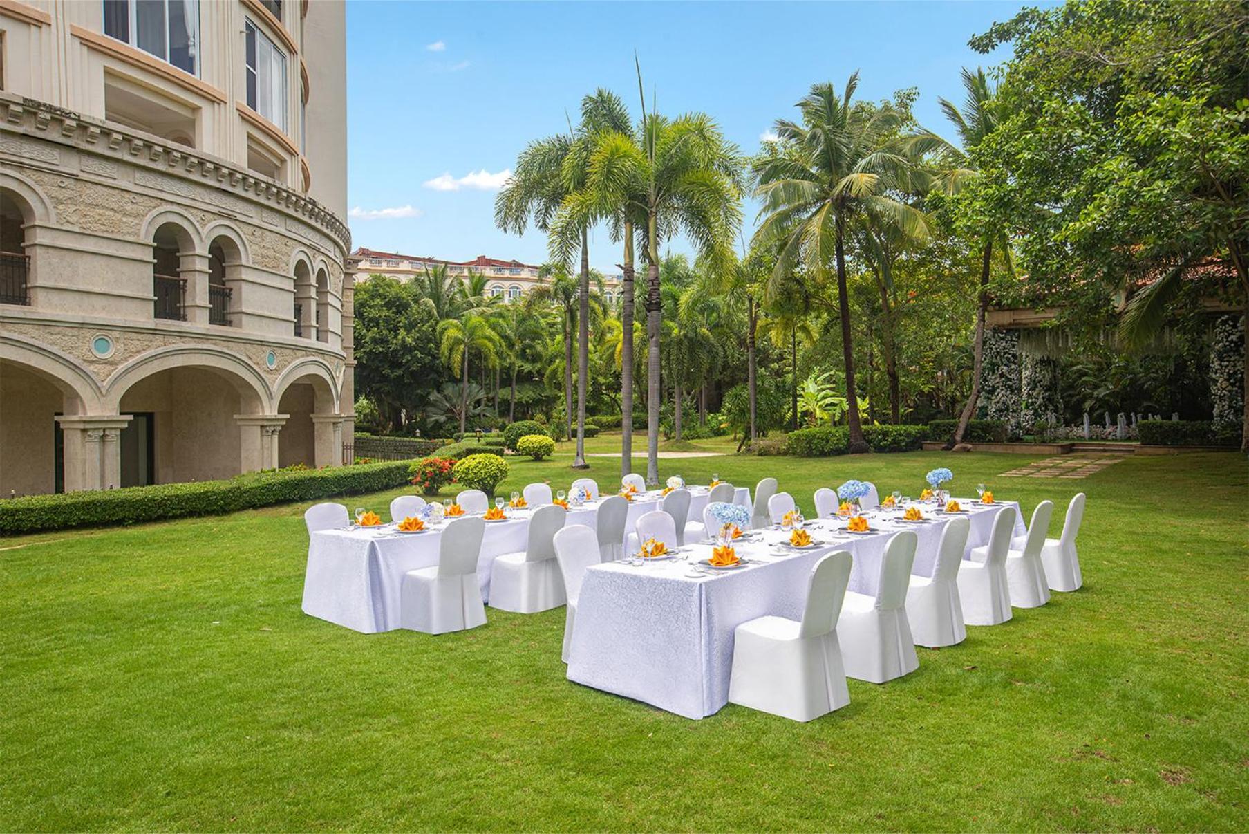 Crowne Plaza Resort Sanya Bay by IHG