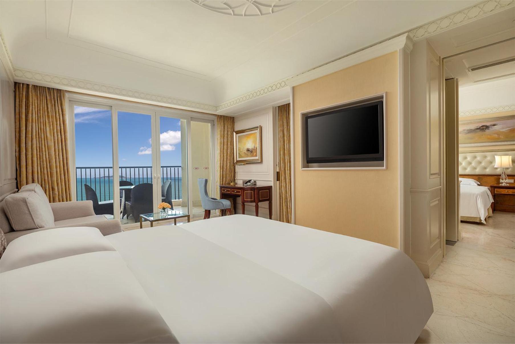 Crowne Plaza Resort Sanya Bay by IHG