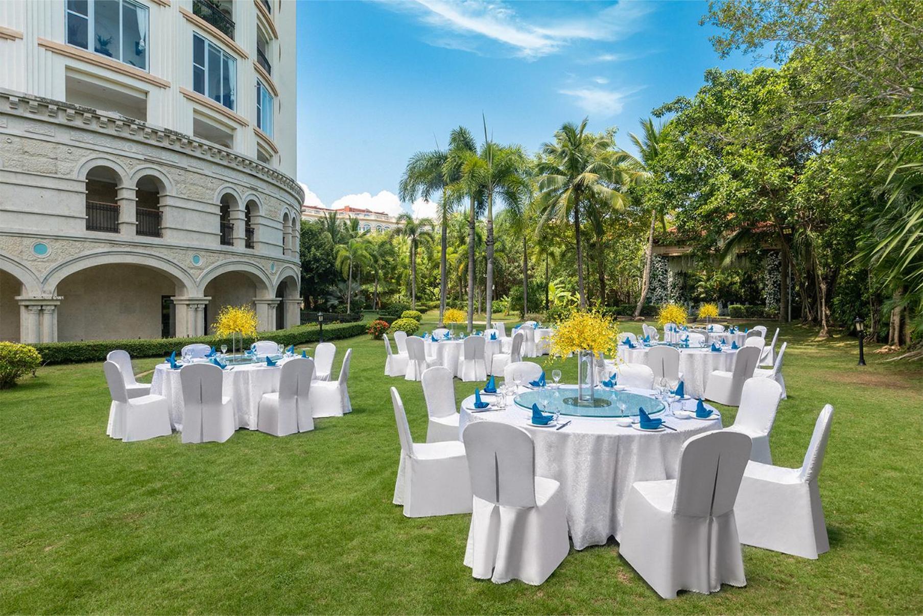 Crowne Plaza Resort Sanya Bay by IHG