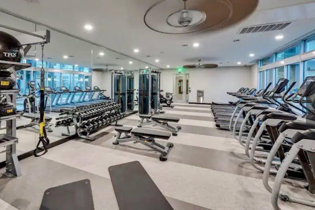 Luxury Condo Fully Furnished Pool, Gym and Hot Tub view 3