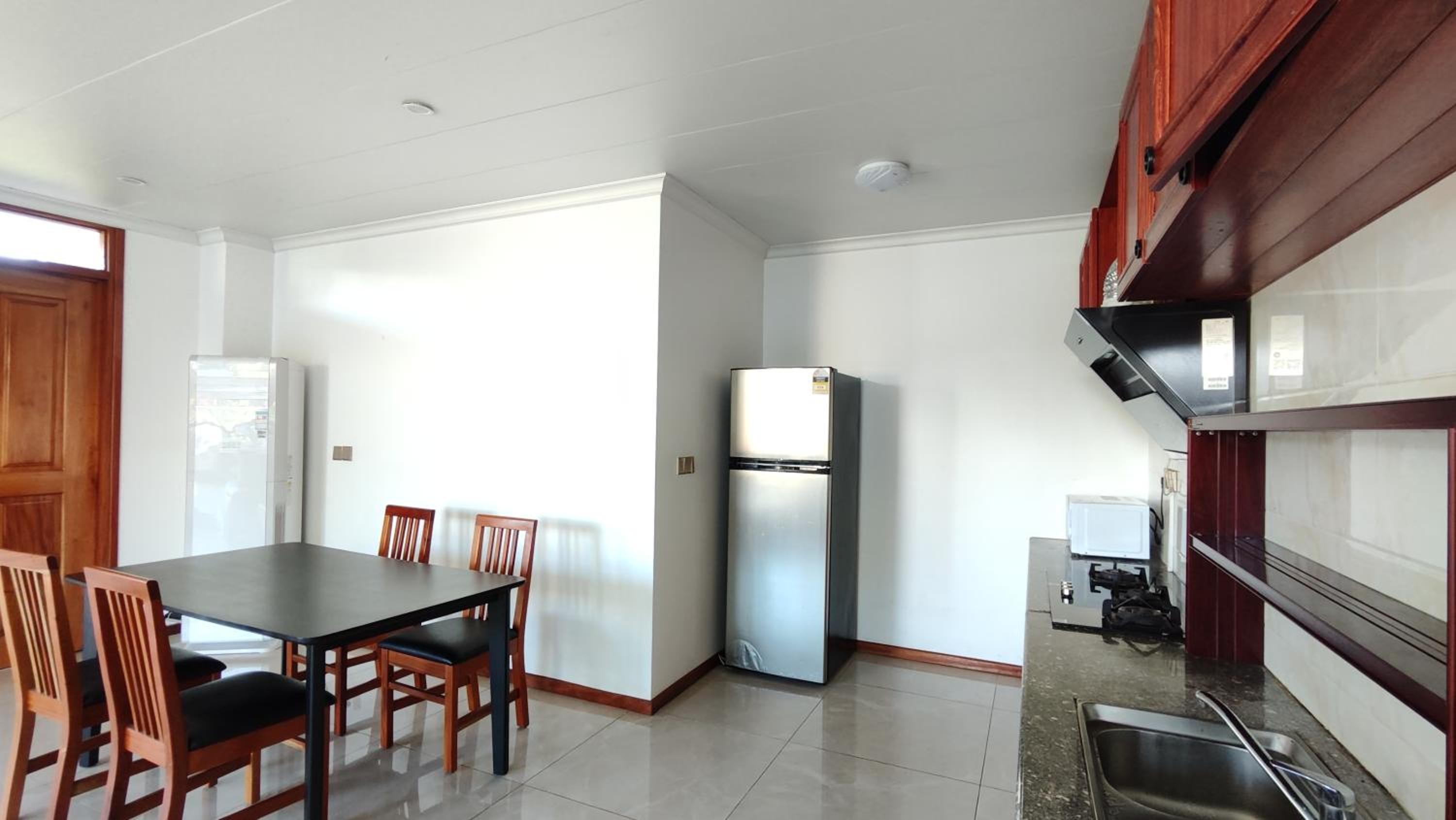 Modern 3-Bedroom Apartment Queens Rd - view 15