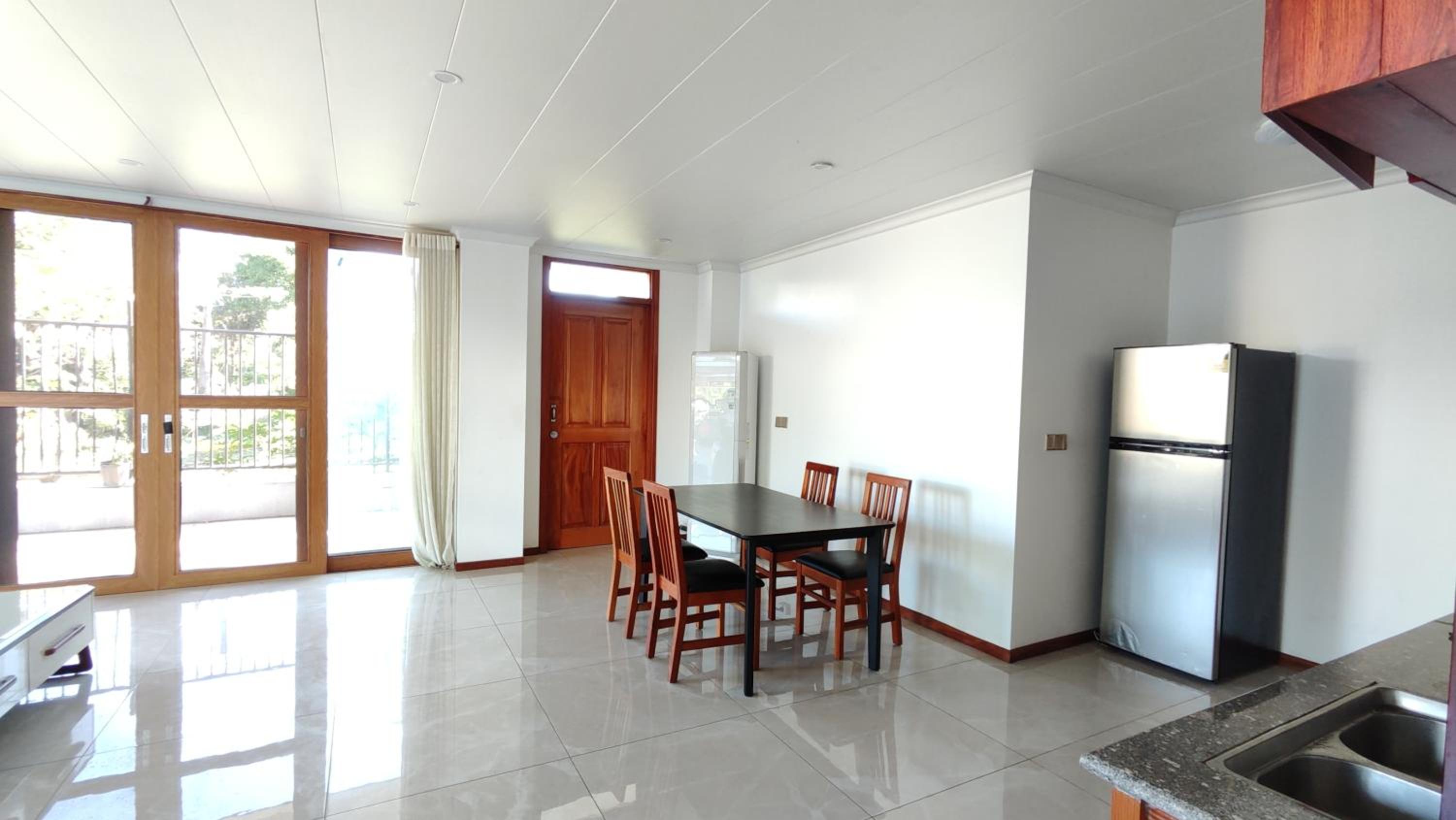 Modern 3-Bedroom Apartment Queens Rd - view 16