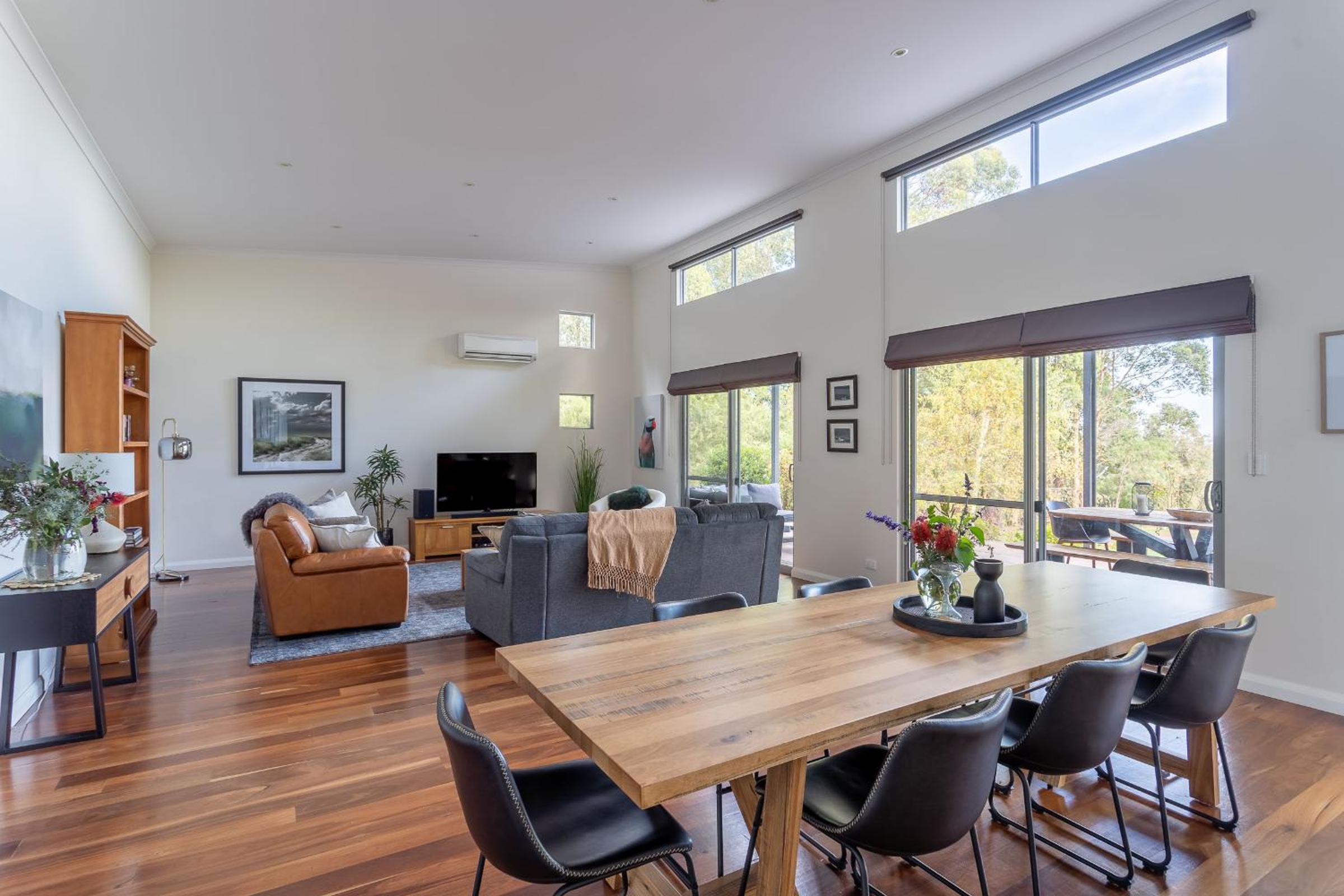 Roo Corner I Private Properties