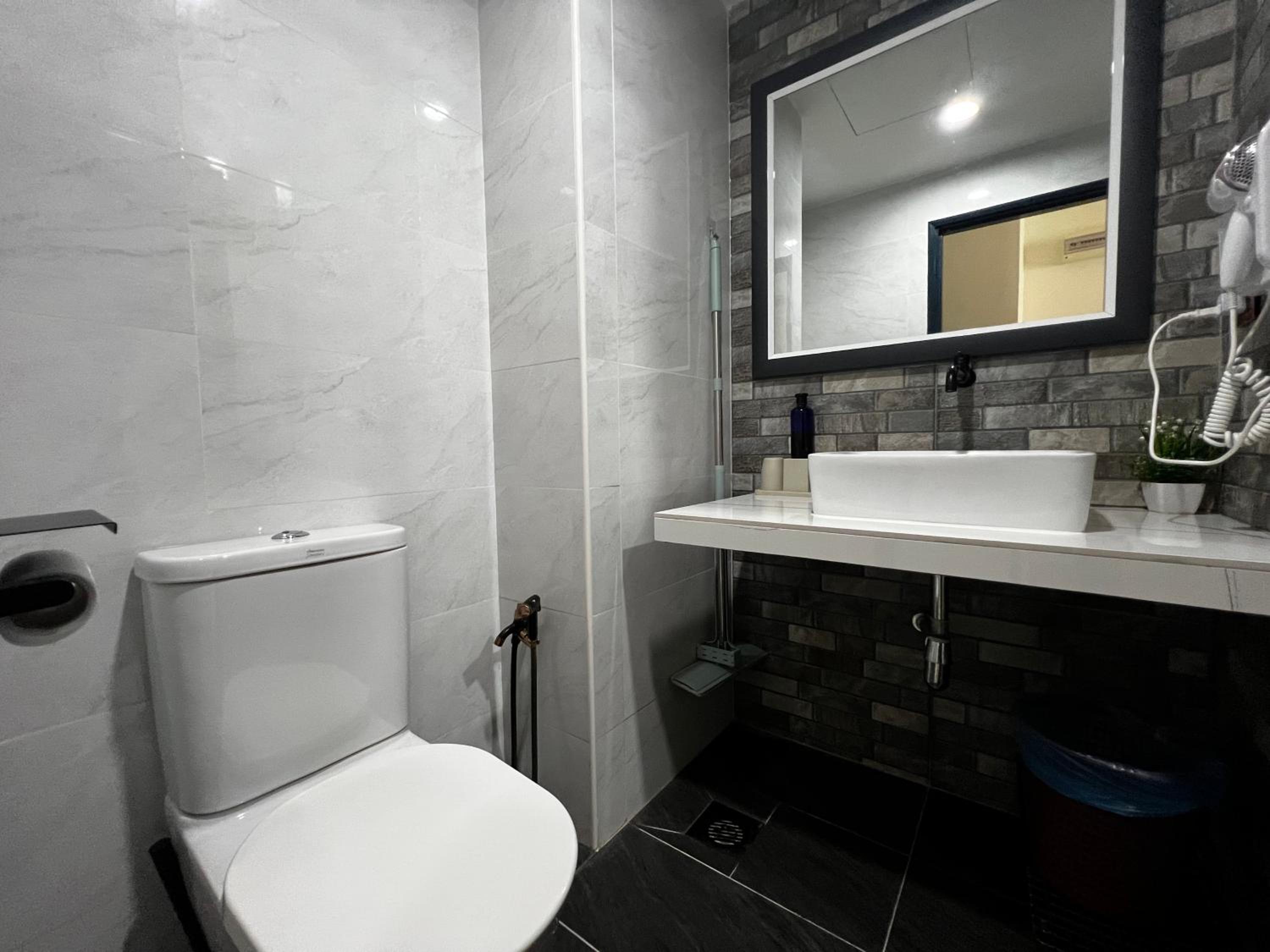 Parkview Suite KLCC, Bernice