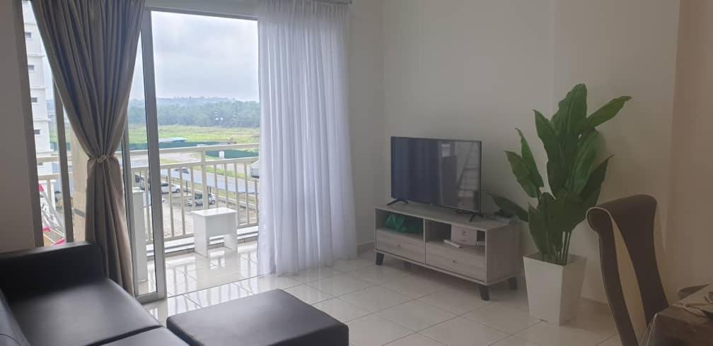 wLfamilyhomestay