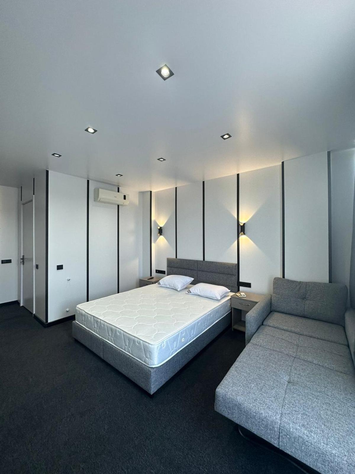 HOTEL SOBRANIE