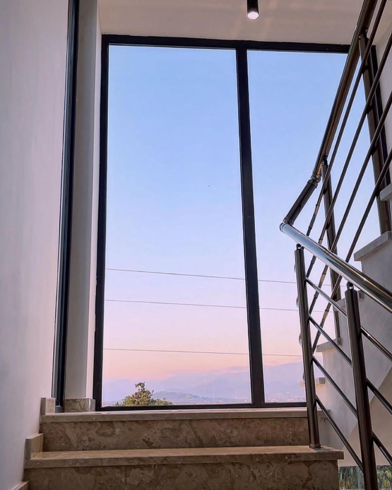 HOTEL SOBRANIE