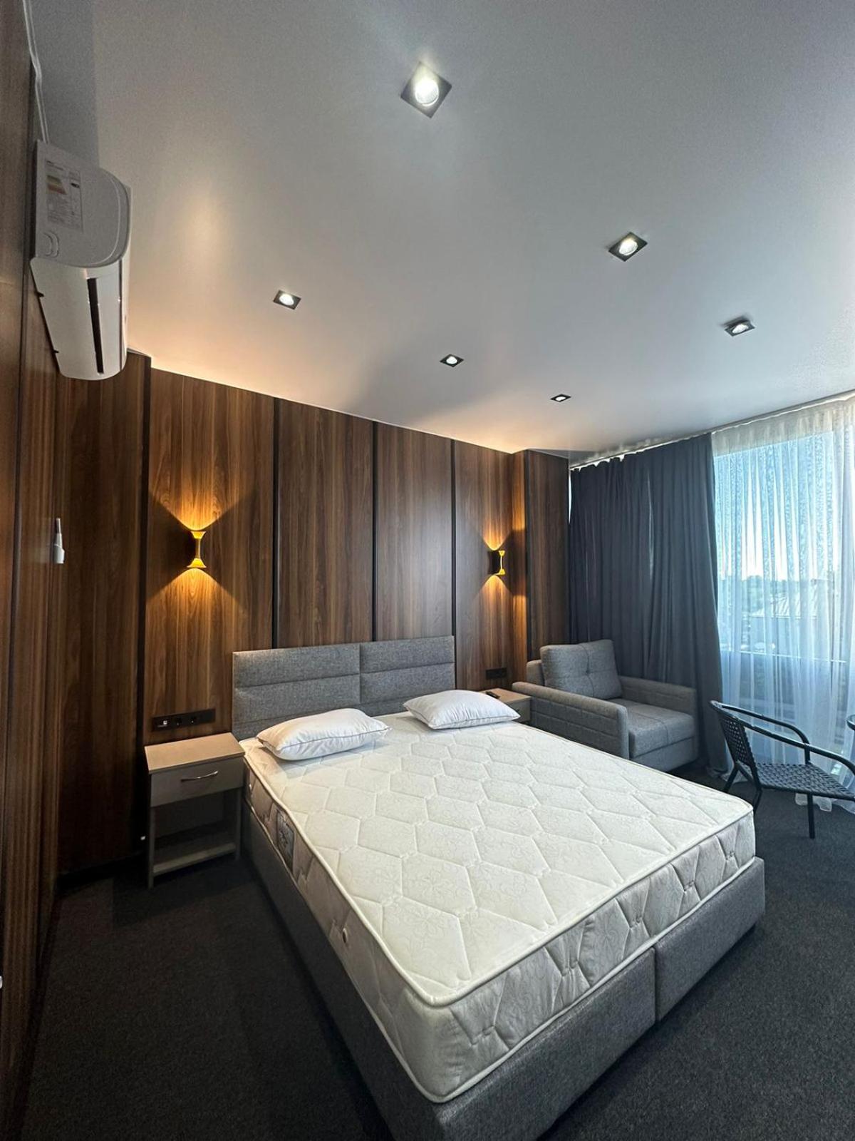 HOTEL SOBRANIE