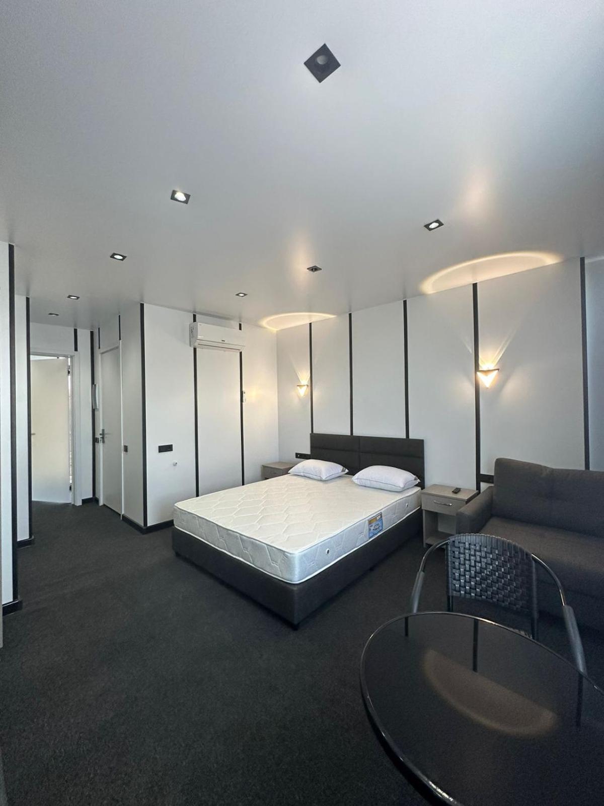 HOTEL SOBRANIE