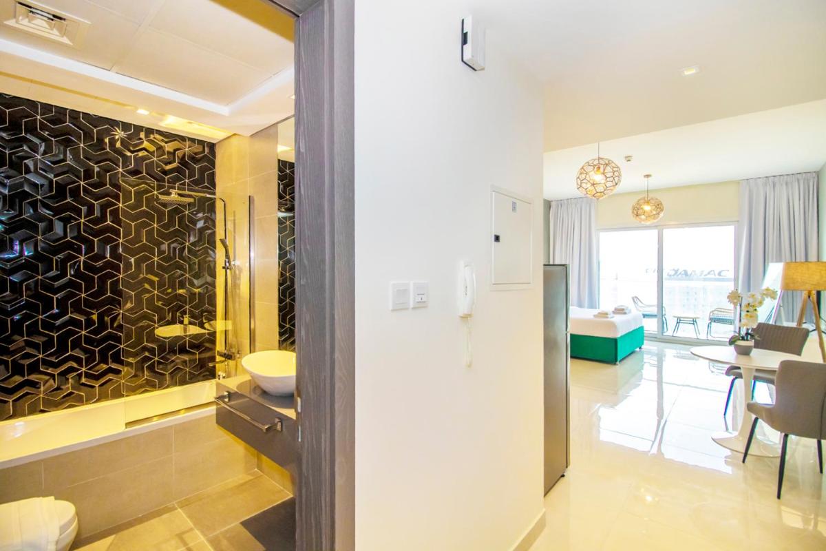 Cosy Brand New Studio in Business Bay