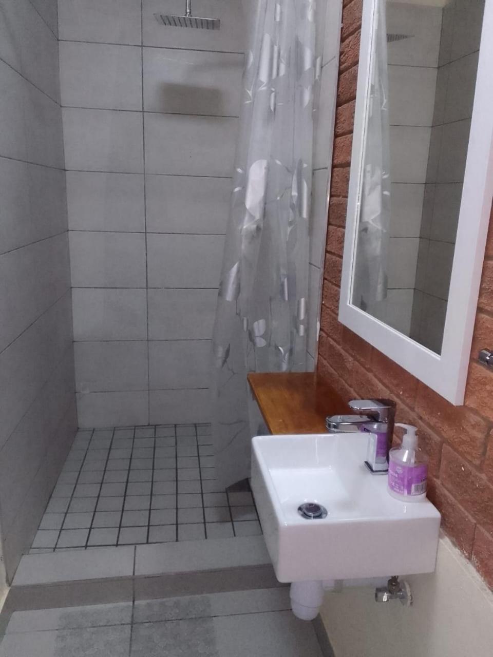 Photo 25