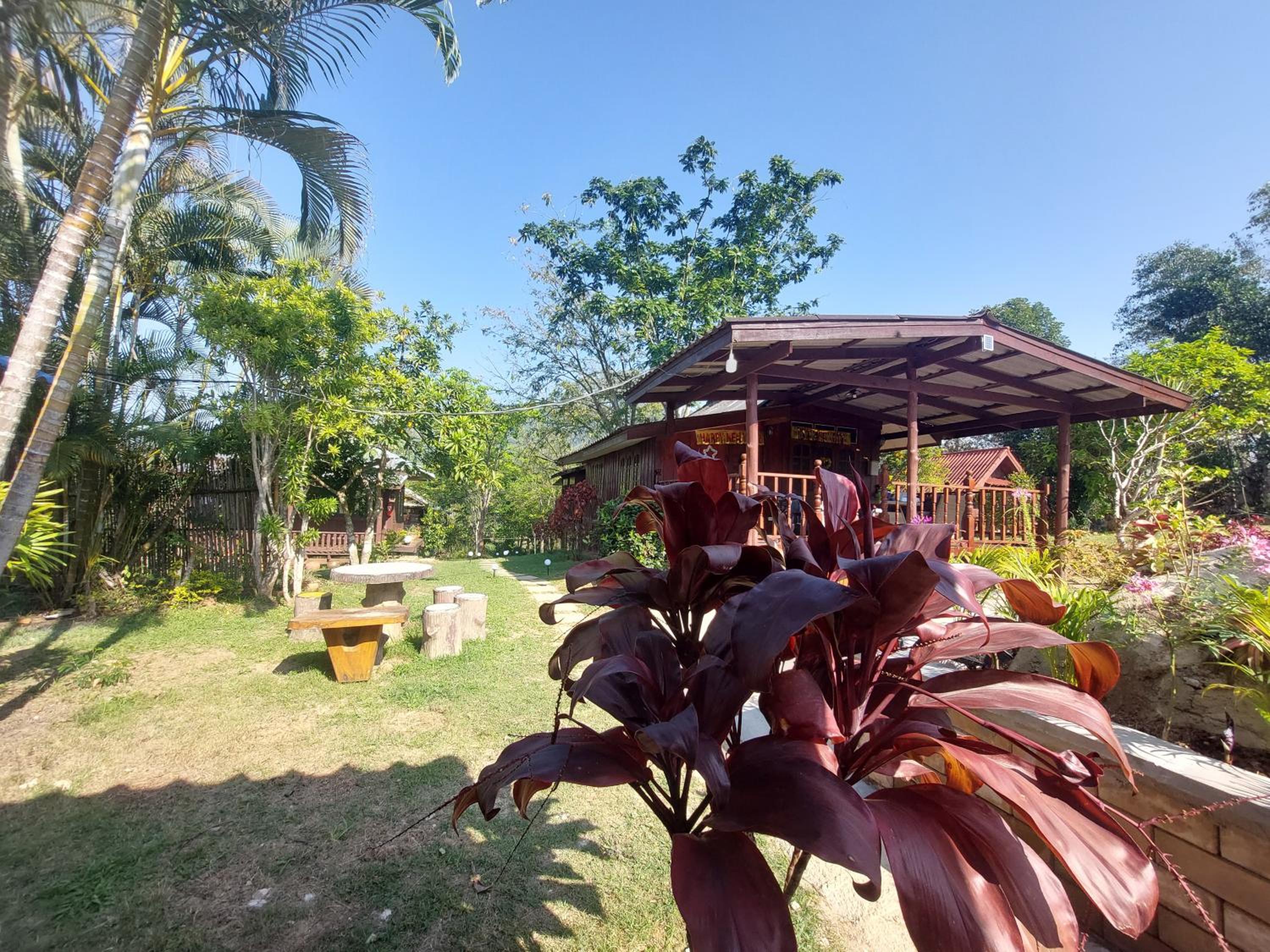 Phulomnum Resort