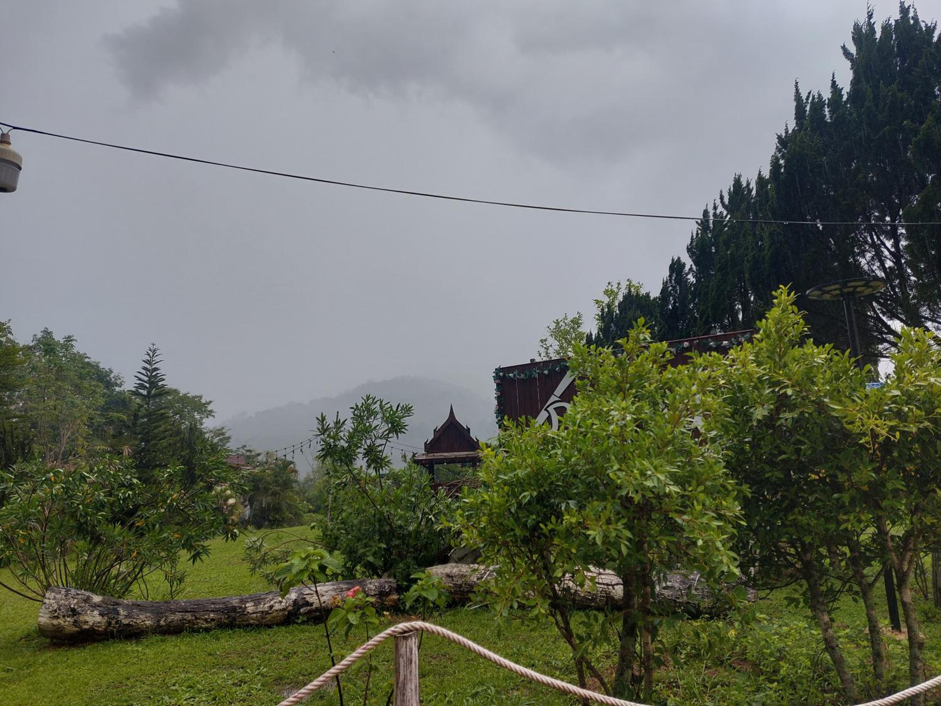Phulomnum Resort