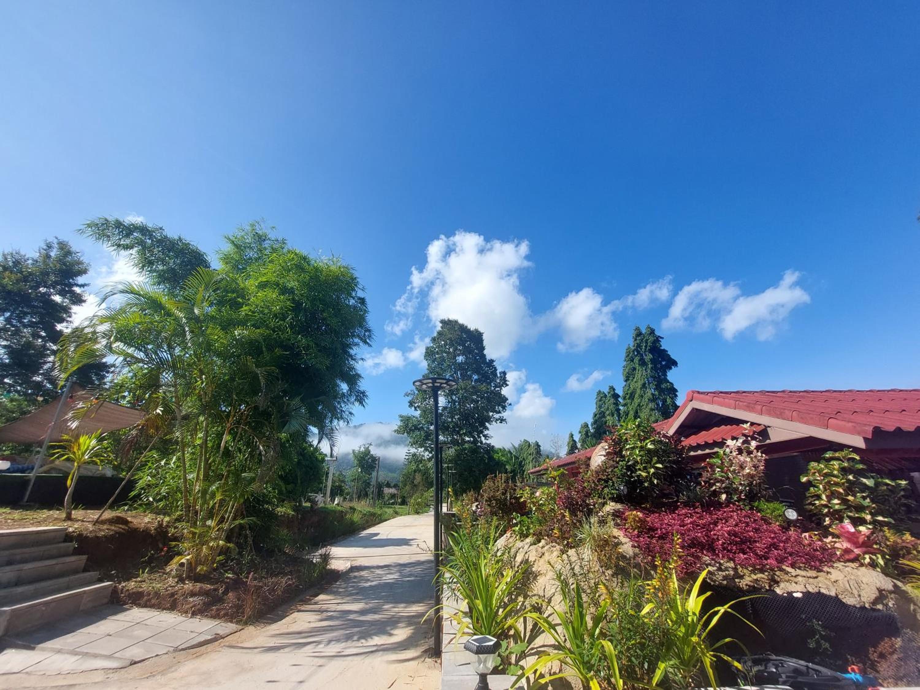 Phulomnum Resort