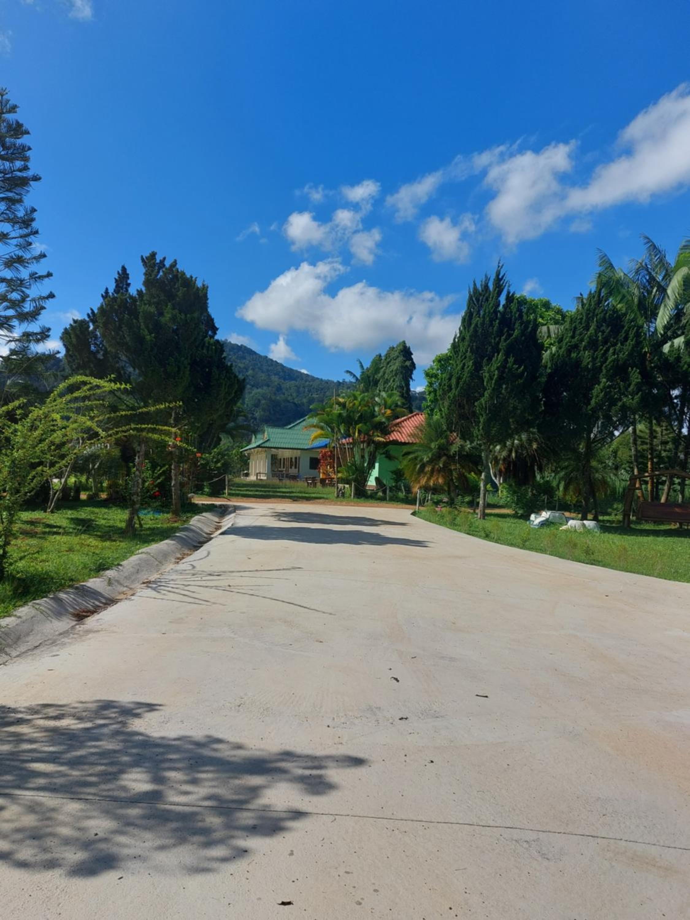 Phulomnum Resort