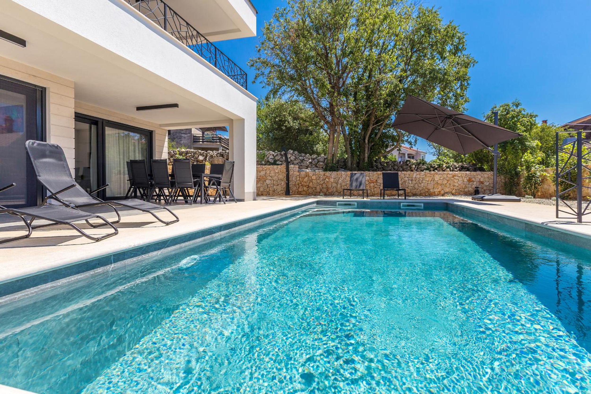Villa DEI TRAMONTI with private pool view 4