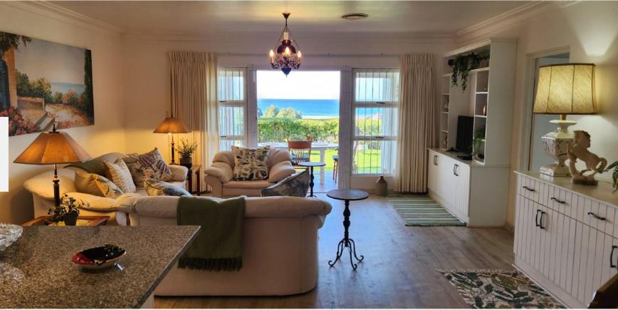 The Estuary Country Estate, Villa "Once Upon A Tide" view 2