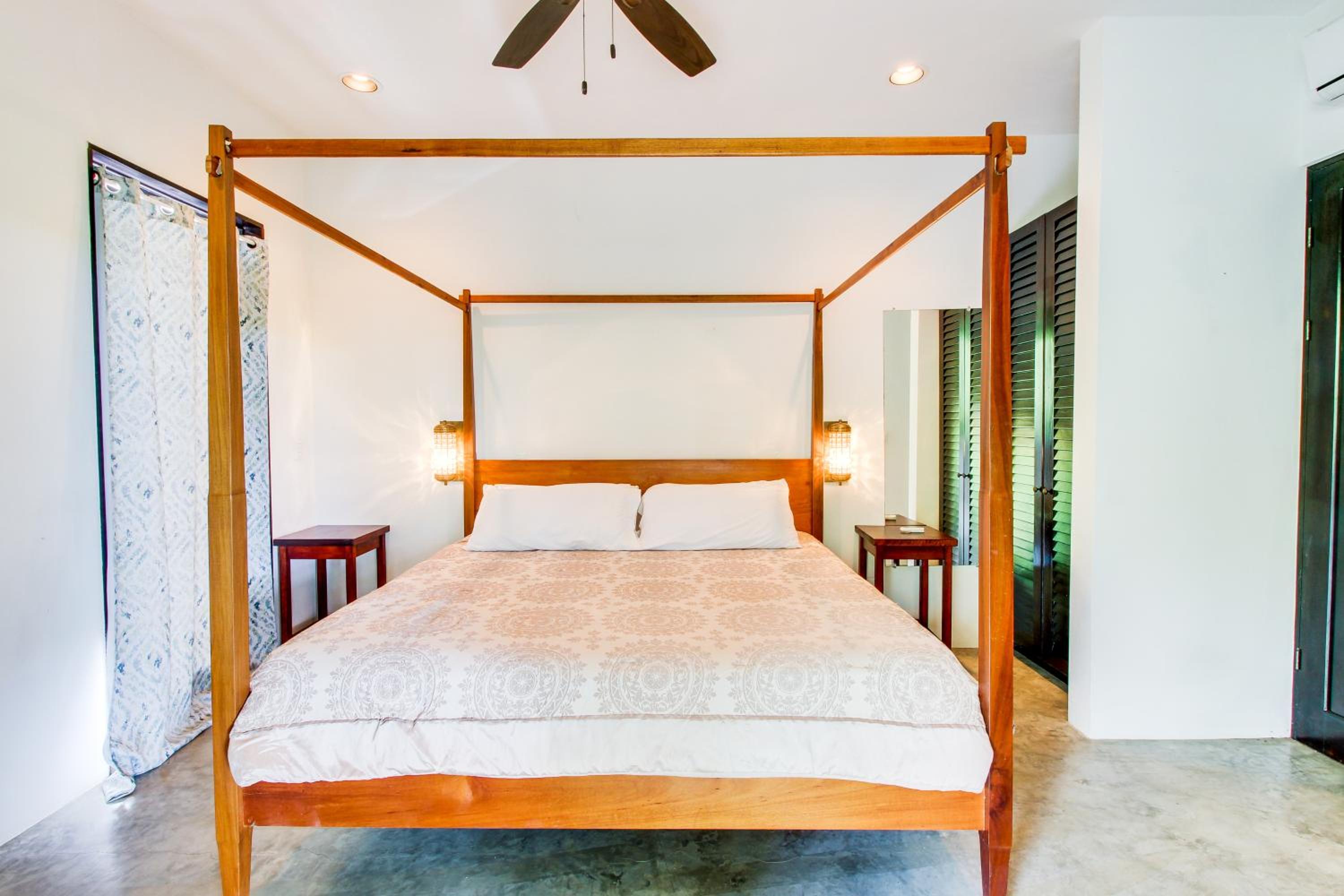 Makara Resort 5 Bedrooms