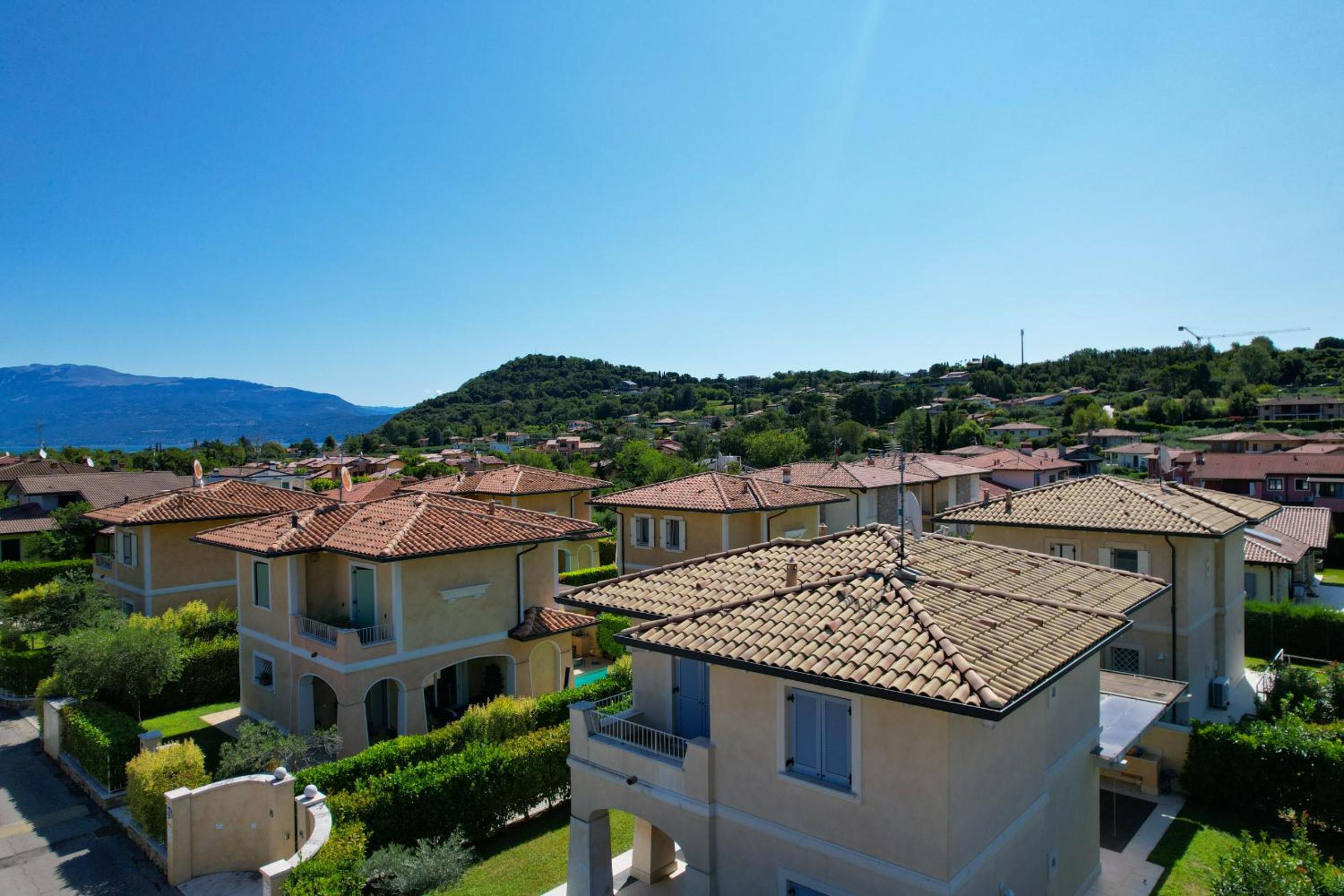 Hotel Villa Iris - Image 1