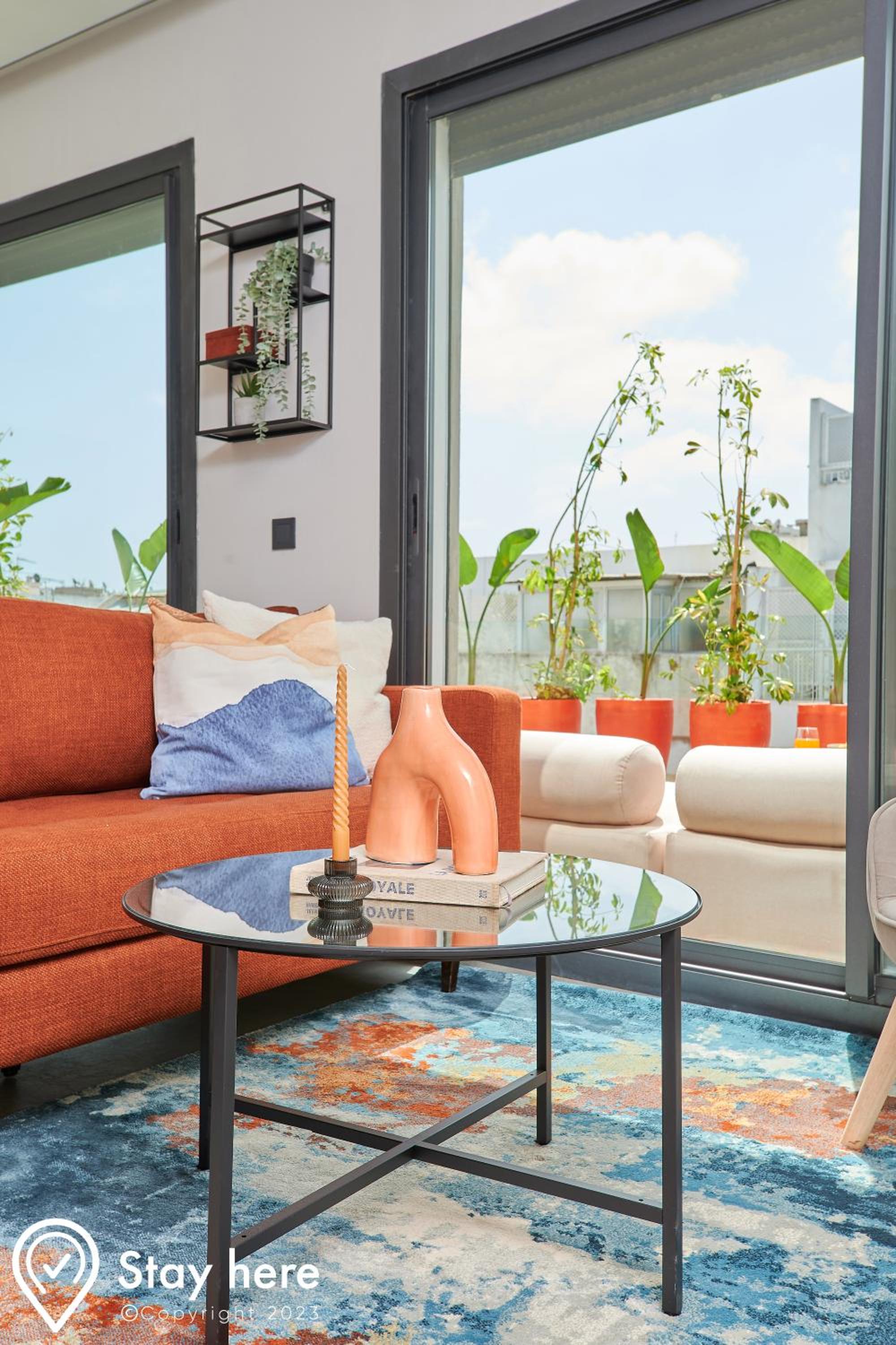 lounge