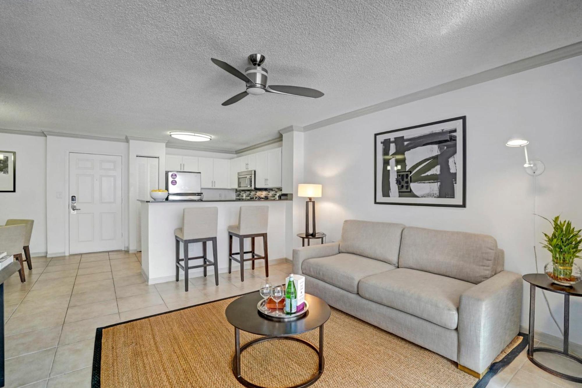 Stylish Modern Apartments at Gables Grand Plaza in Miami