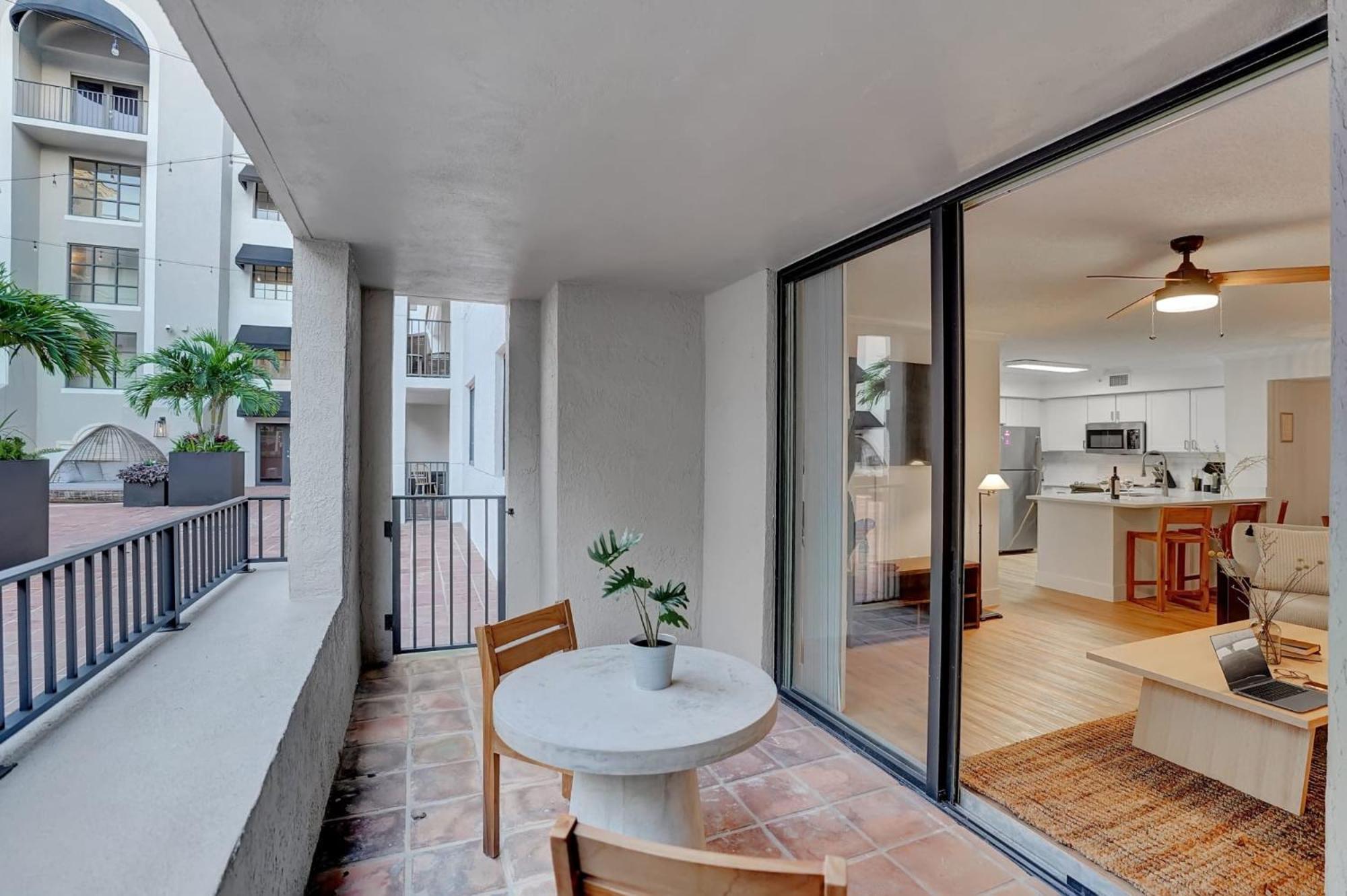 Stylish Modern Apartments at Gables Grand Plaza in Miami