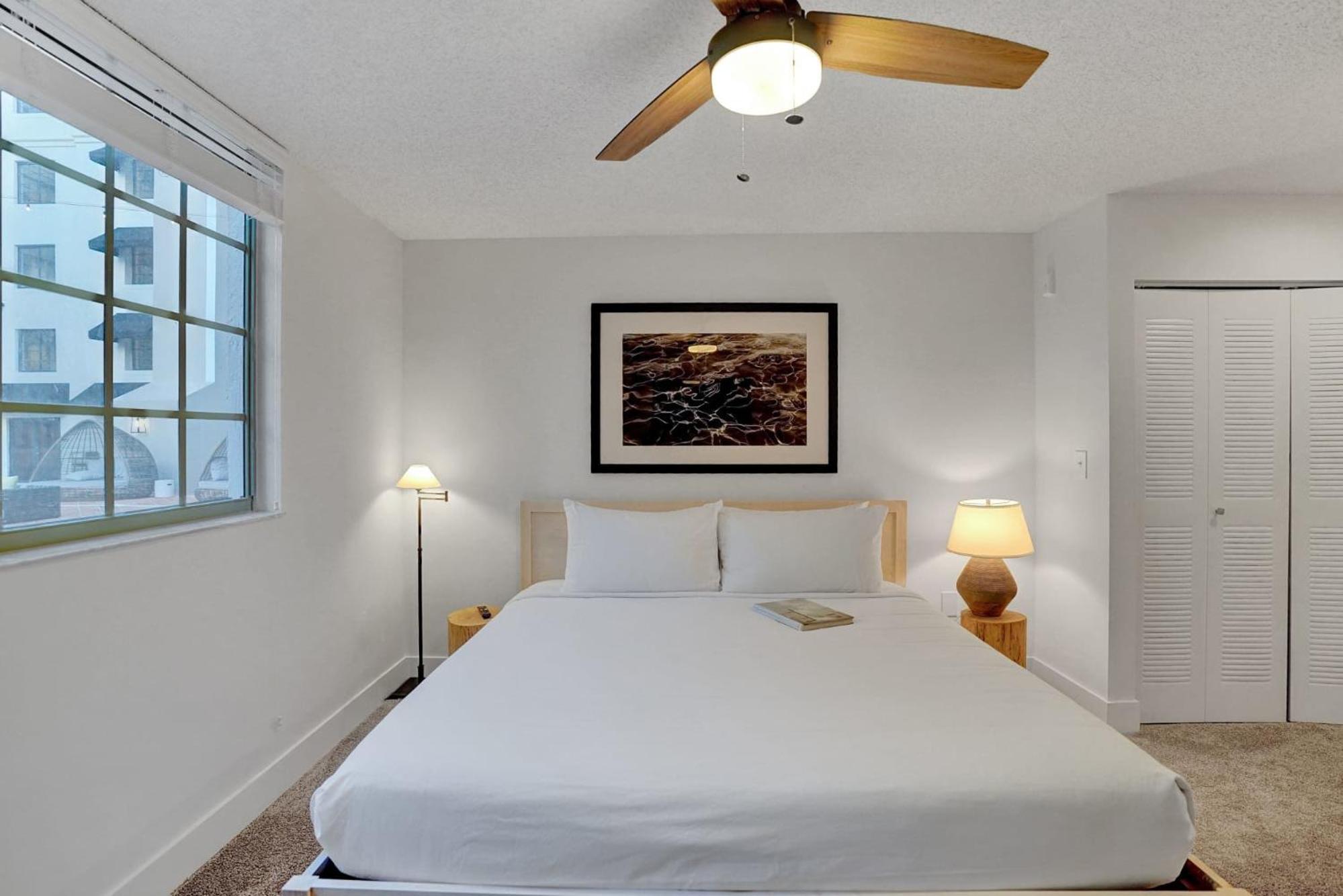 Stylish Modern Apartments at Gables Grand Plaza in Miami