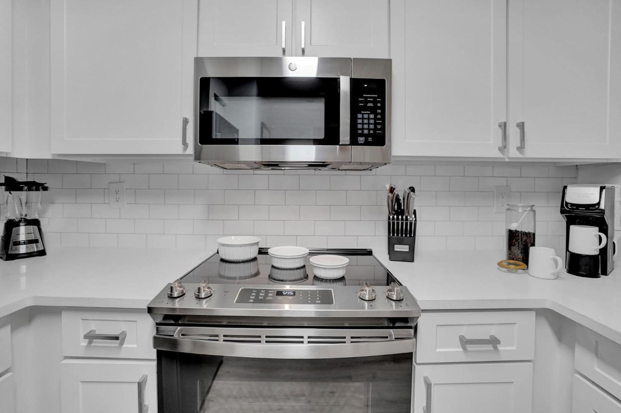 Stylish Modern Apartments at Gables Grand Plaza in Miami