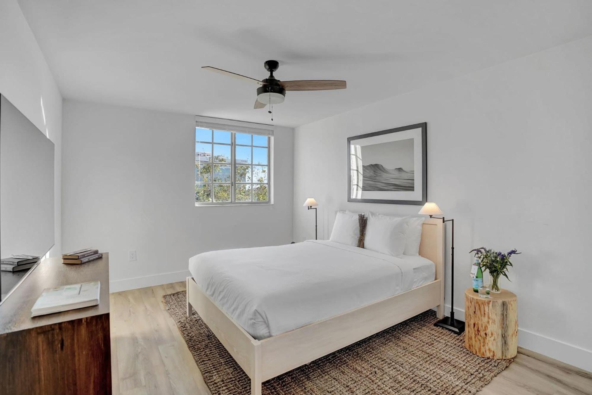 Stylish Modern Apartments at Gables Grand Plaza in Miami