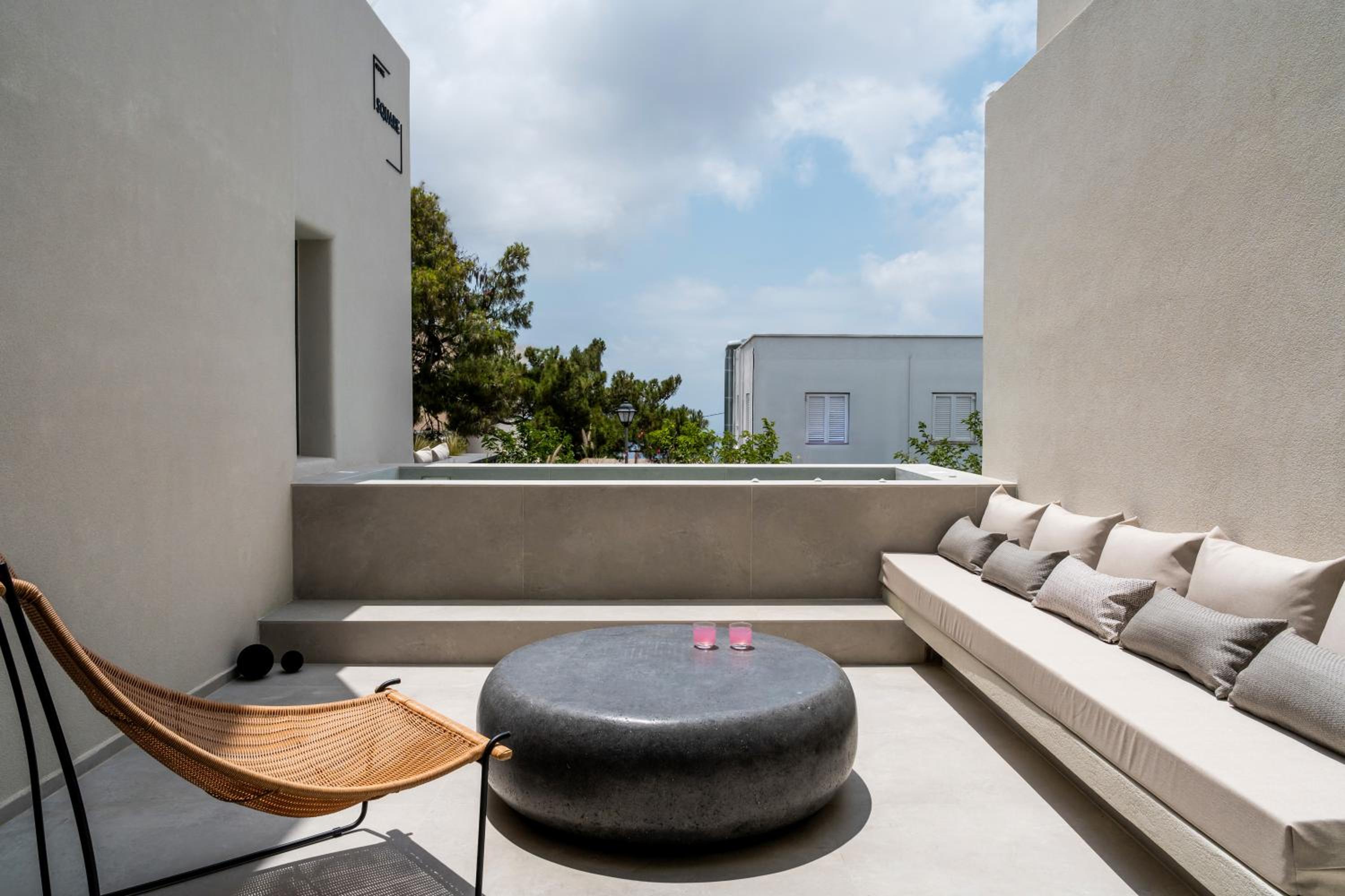 On The Square photo 2