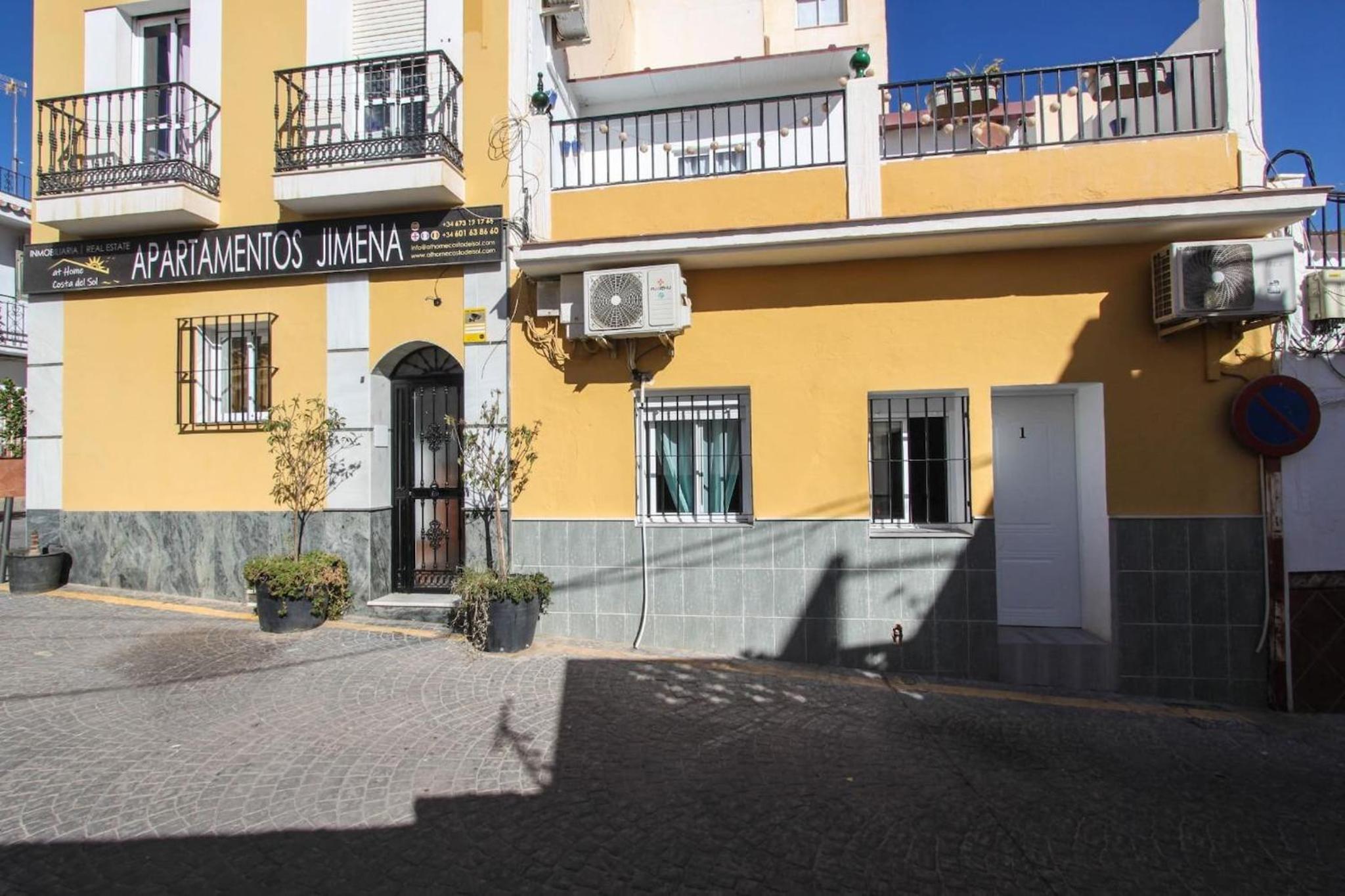 Estudio Jimena Burriana en el centro de Nerja