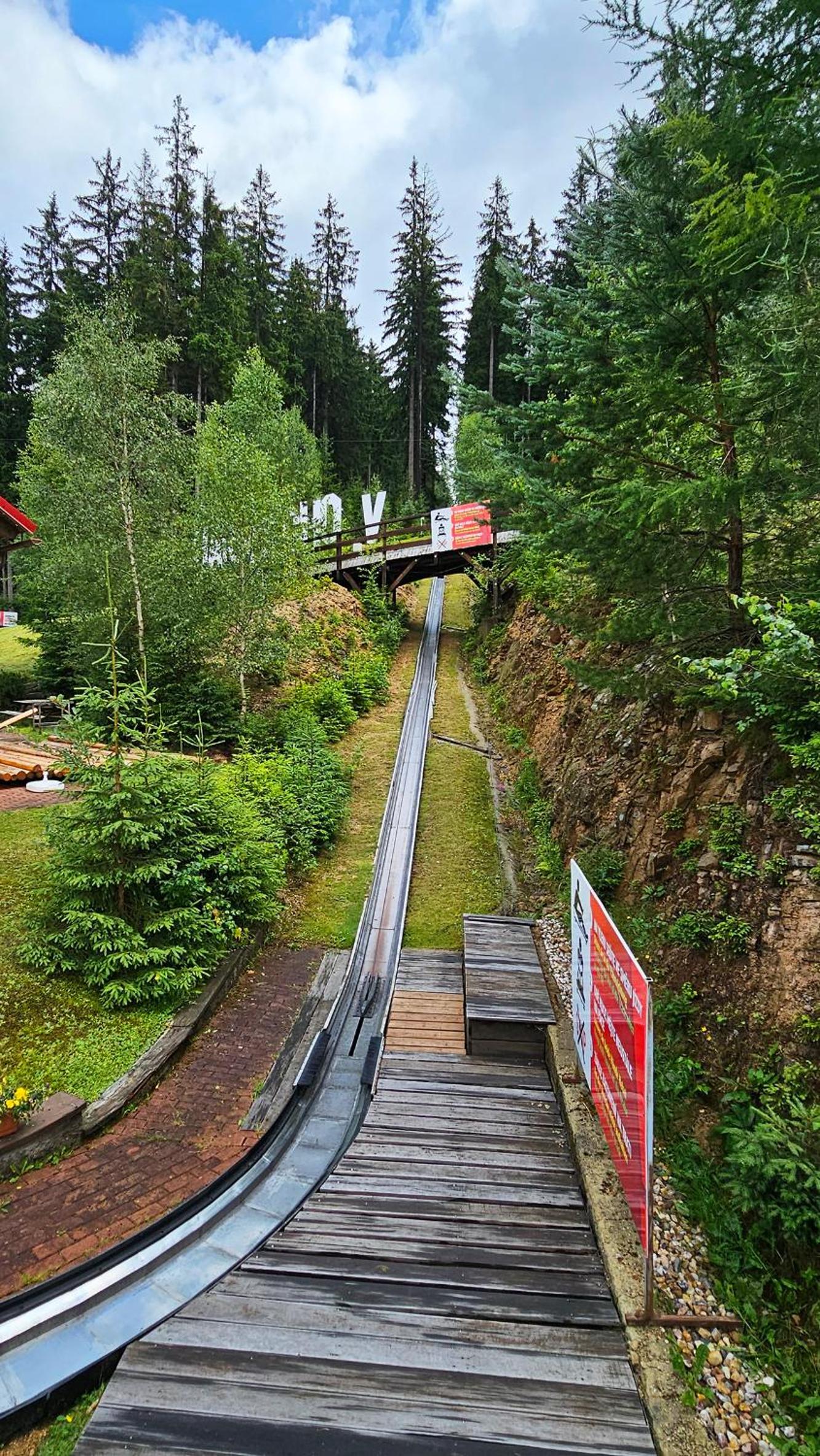 ENJOYHARRACHOV - Atraktivní slunný klimatizovaný apartmán 14 v centru se saunou, parkováním, Wifi-WLAN, SAT, herní konzolí, PC s win 10, Netflix zdarma a m